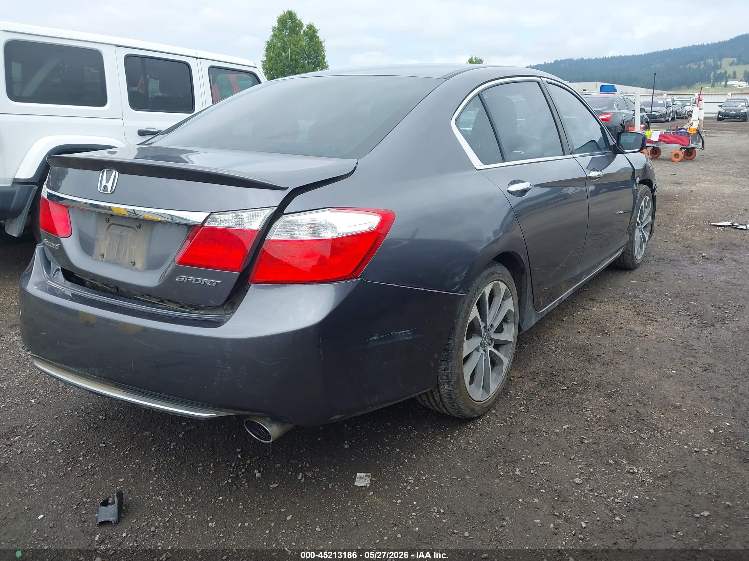 2015 Honda Accord Sport Gray vin: 1HGCR2F58FA050828