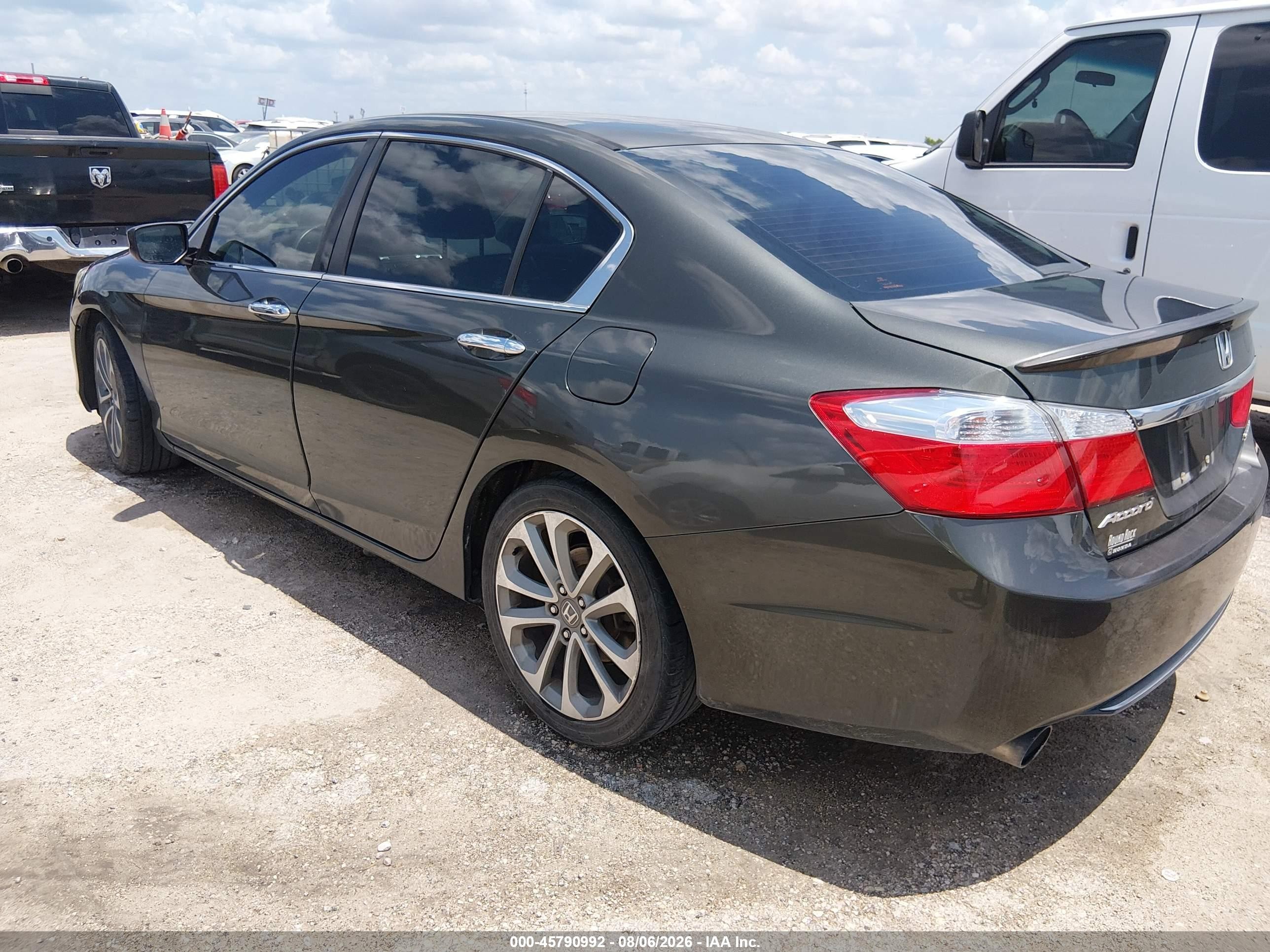 2015 Honda Accord Sport Gray vin: 1HGCR2F58FA064079