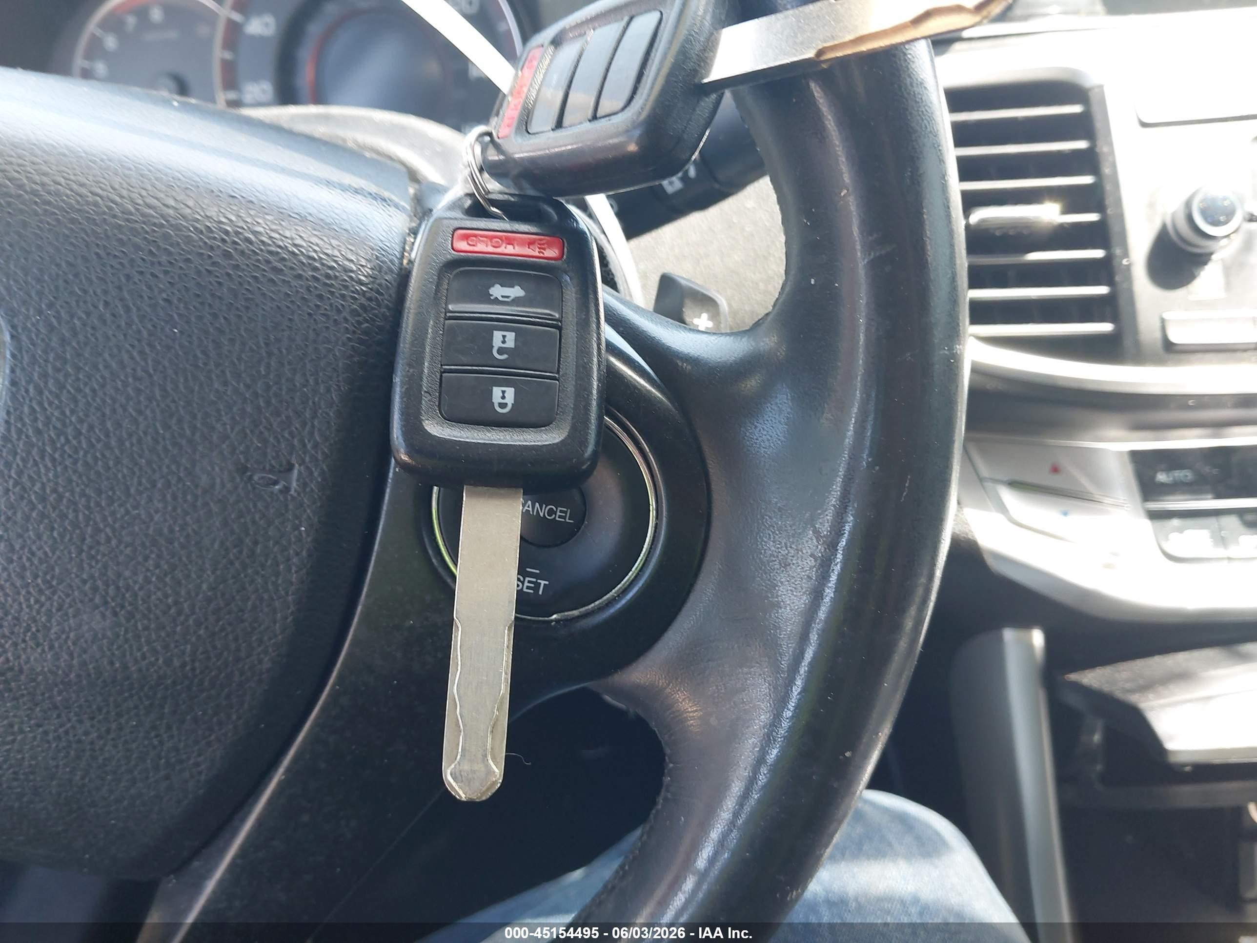 2015 Honda Accord Sport Blue vin: 1HGCR2F58FA085465