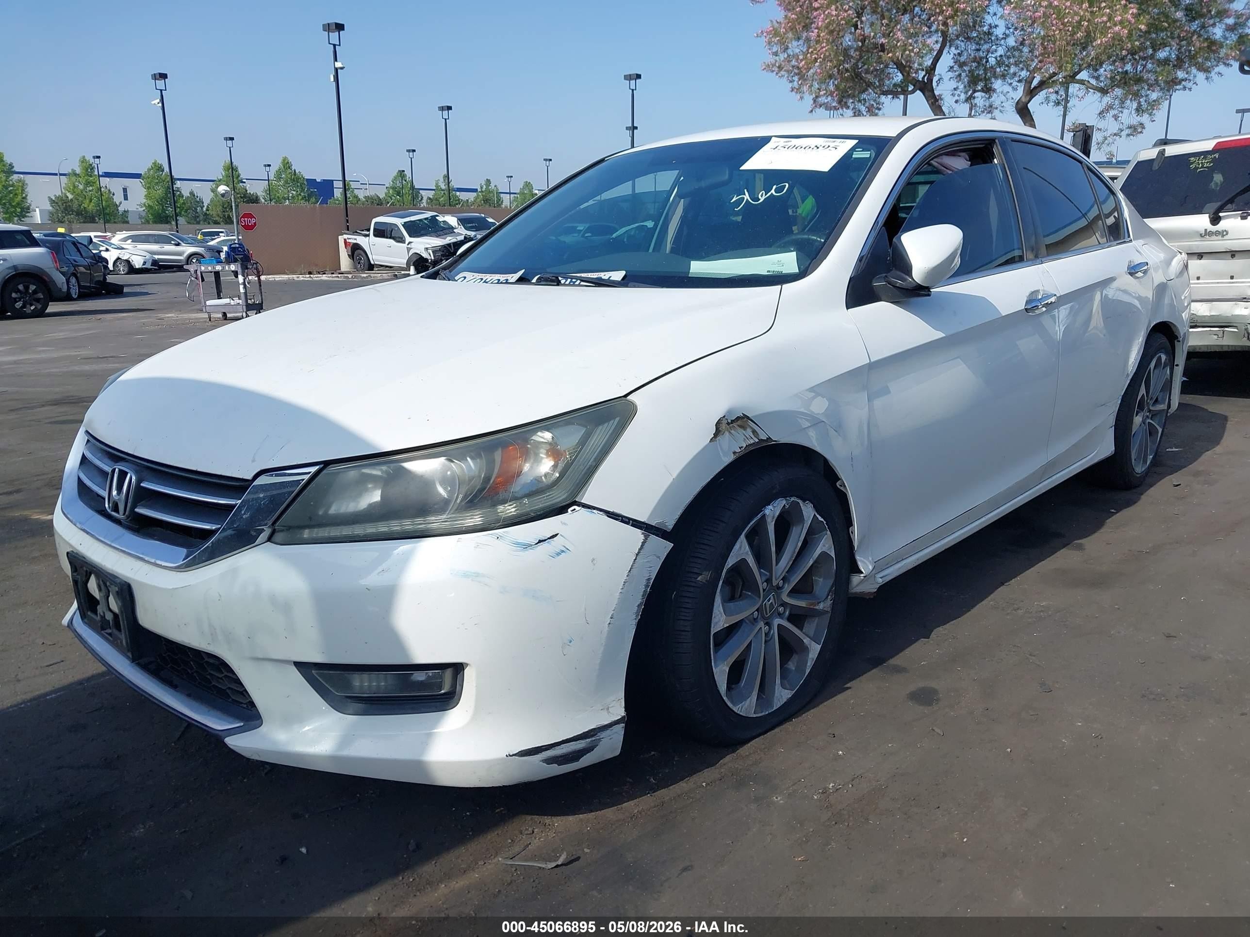 2015 Honda Accord Sport White vin: 1HGCR2F58FA088463