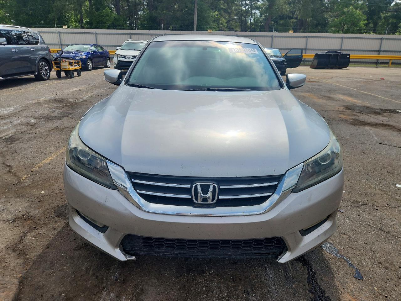 2015 Honda Accord 4d Sport Silver vin: 1HGCR2F58FA095056