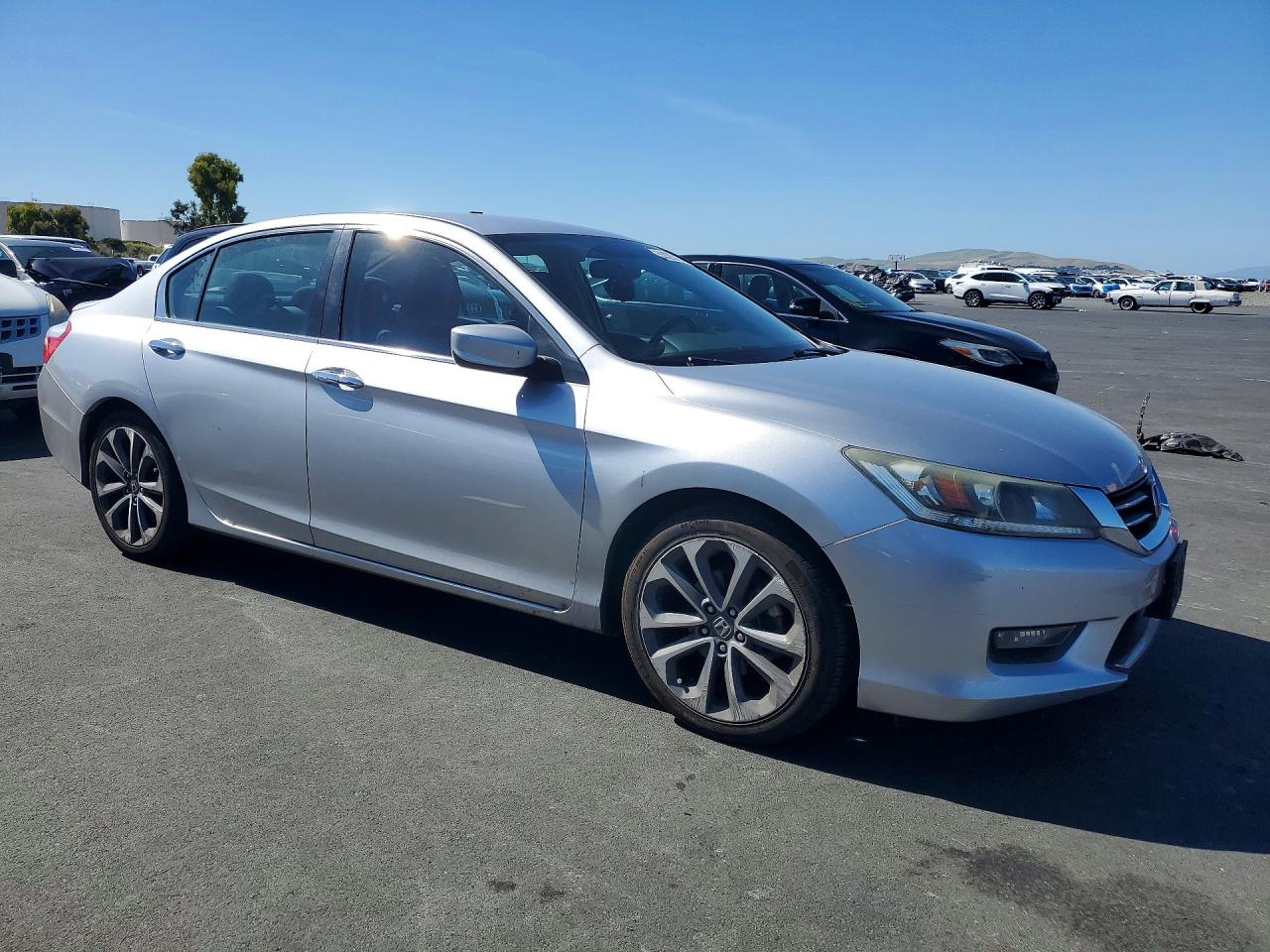 2015 Honda Accord Sport Silver vin: 1HGCR2F58FA151254