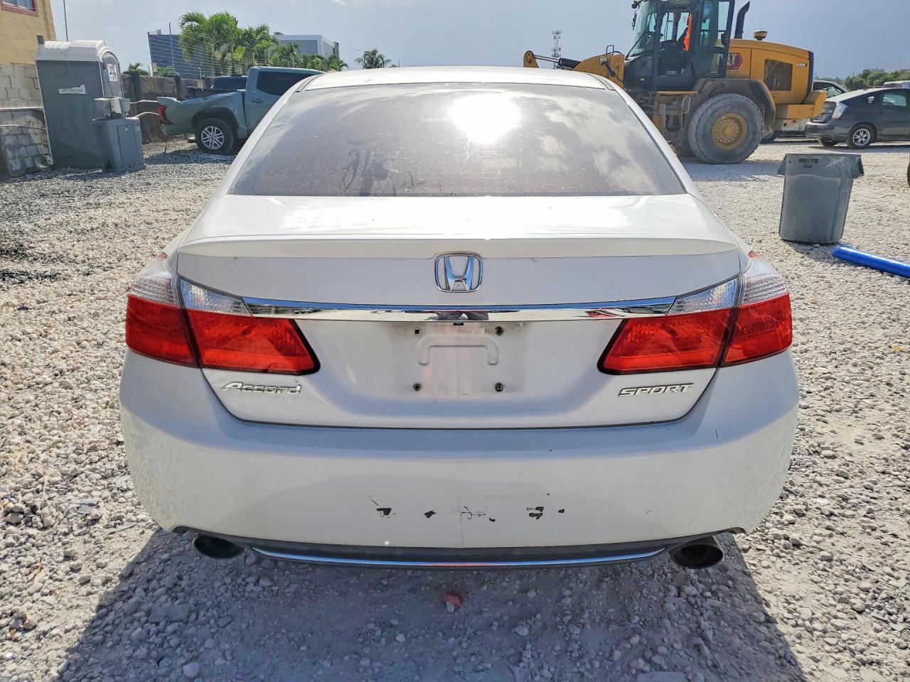 2015 Honda Accord Sport Белый vin: 1HGCR2F58FA179653