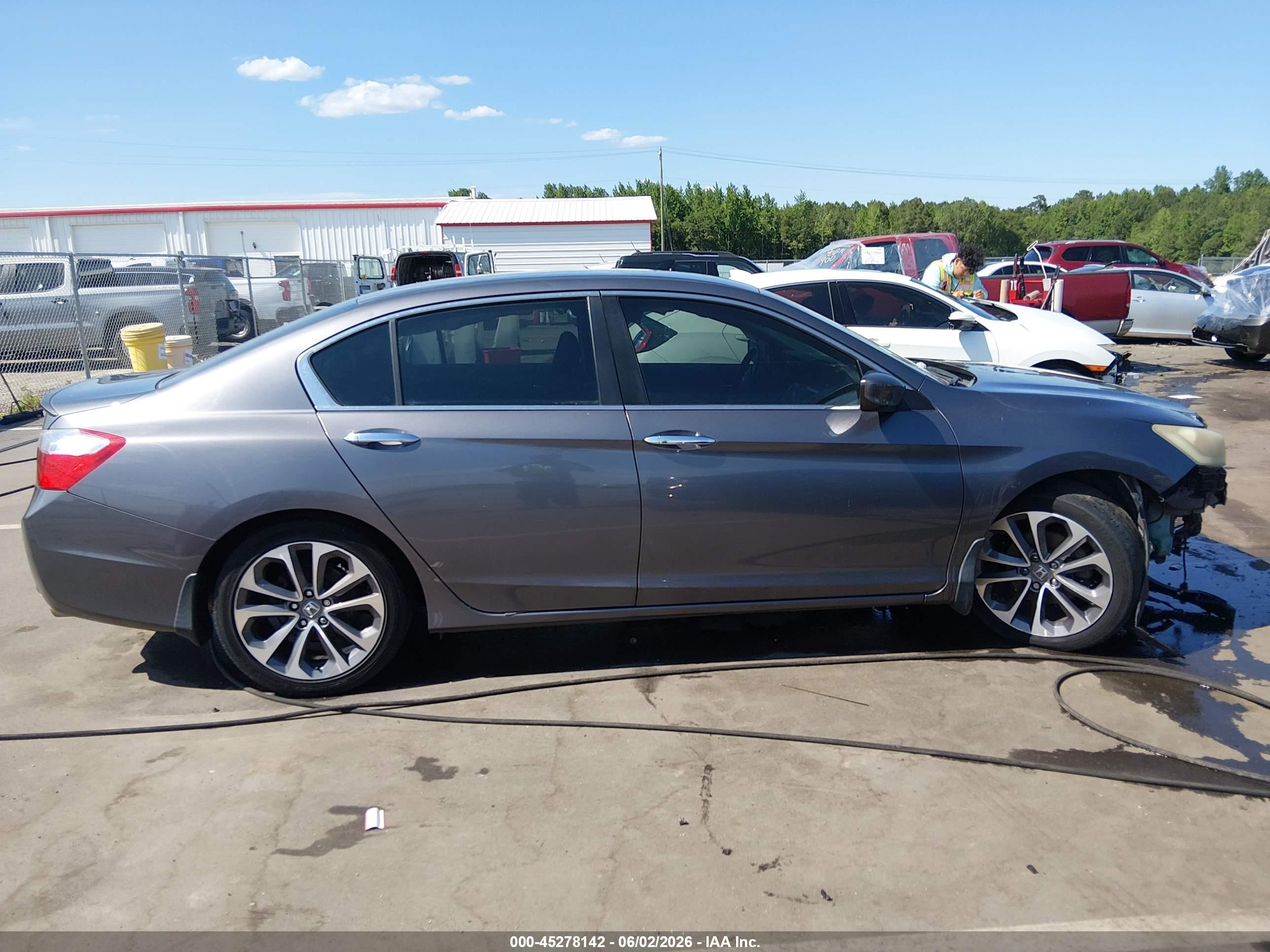 2015 Honda Accord Sport Gray vin: 1HGCR2F58FA254335
