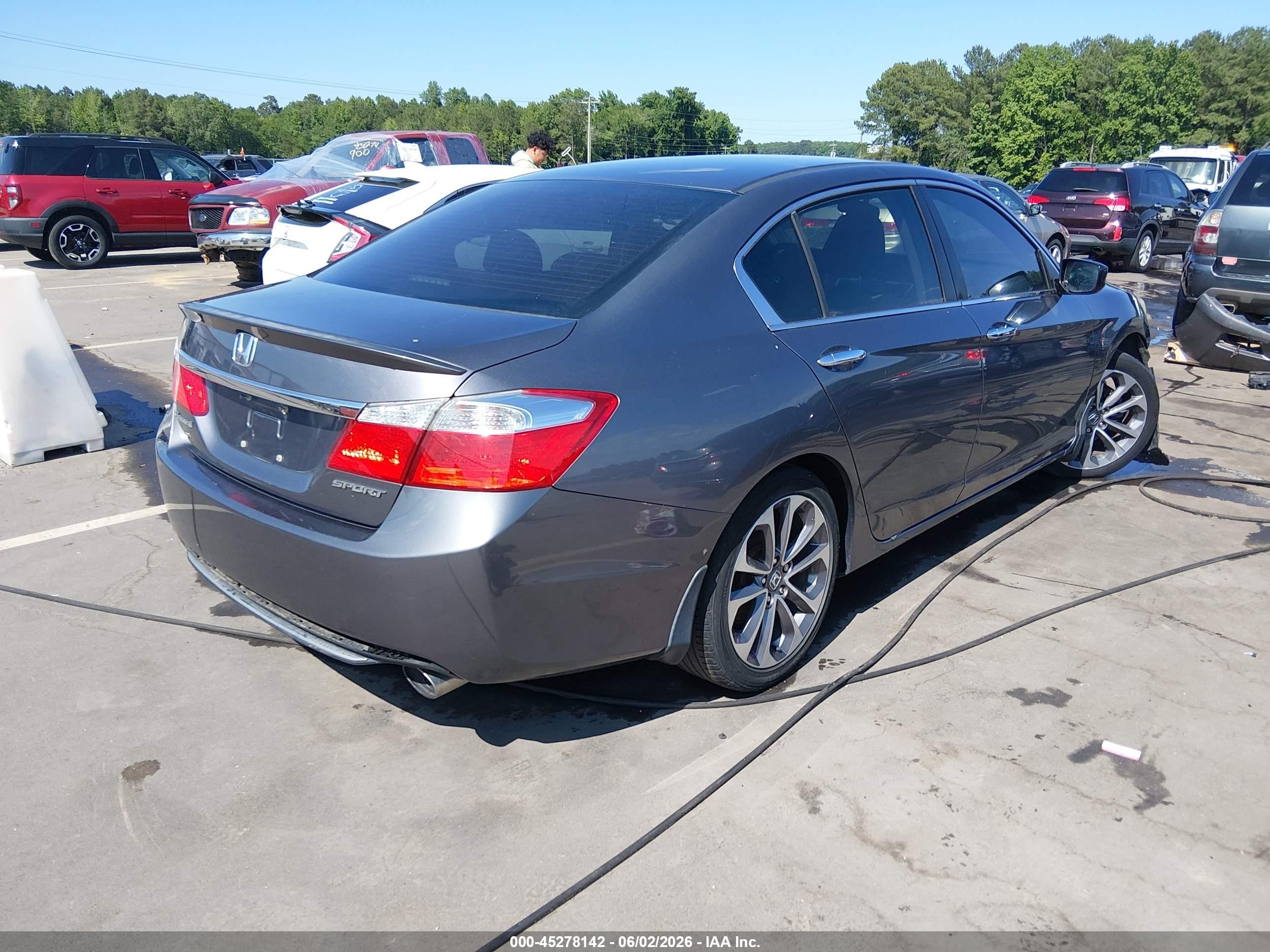 2015 Honda Accord Sport Gray vin: 1HGCR2F58FA254335