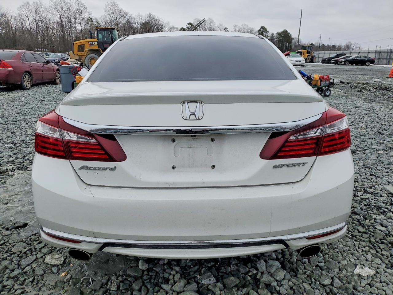 2016 Honda Accord Sport White vin: 1HGCR2F58GA023470