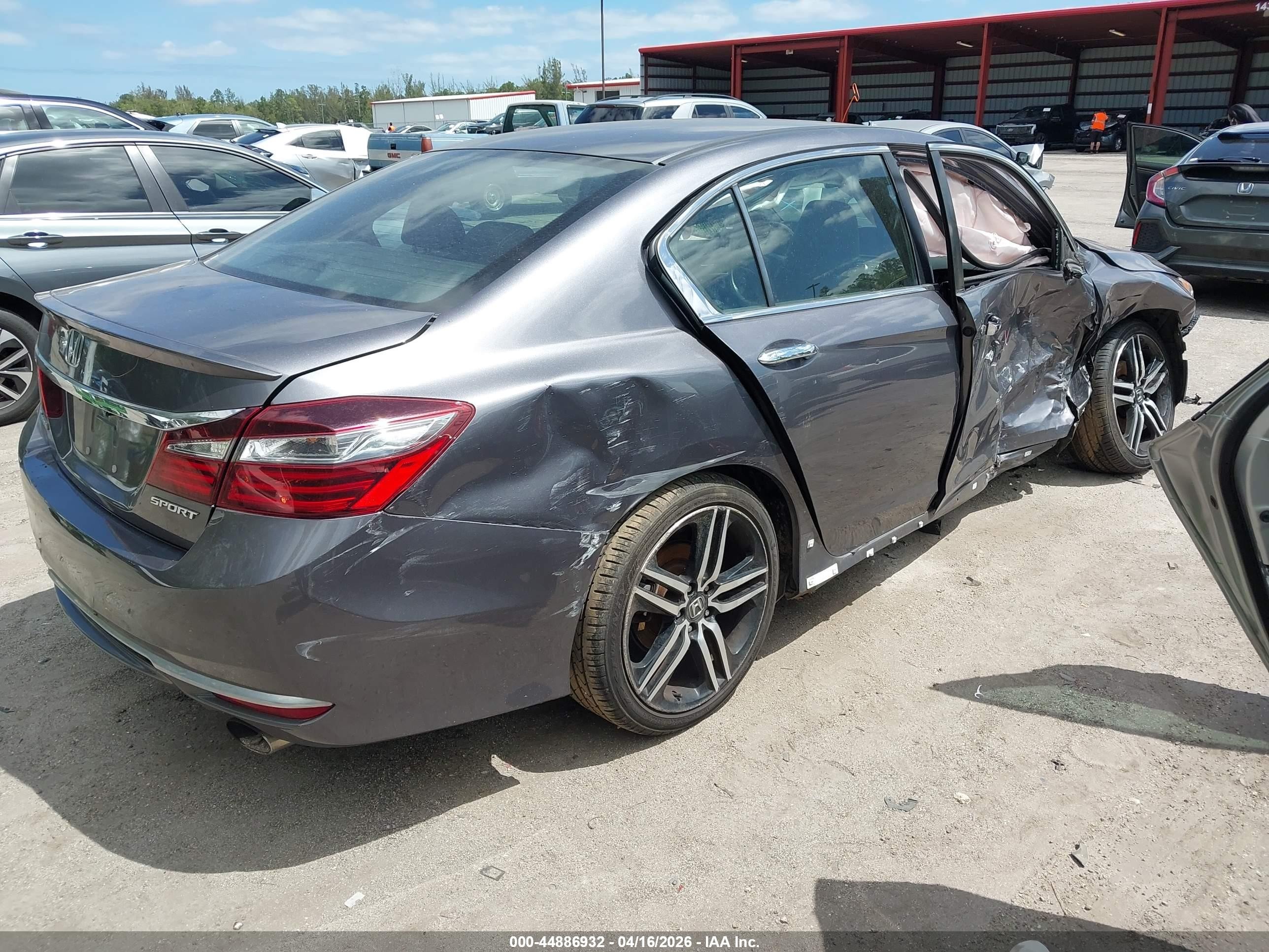 2016 Honda Accord Sport Gray vin: 1HGCR2F58GA093292