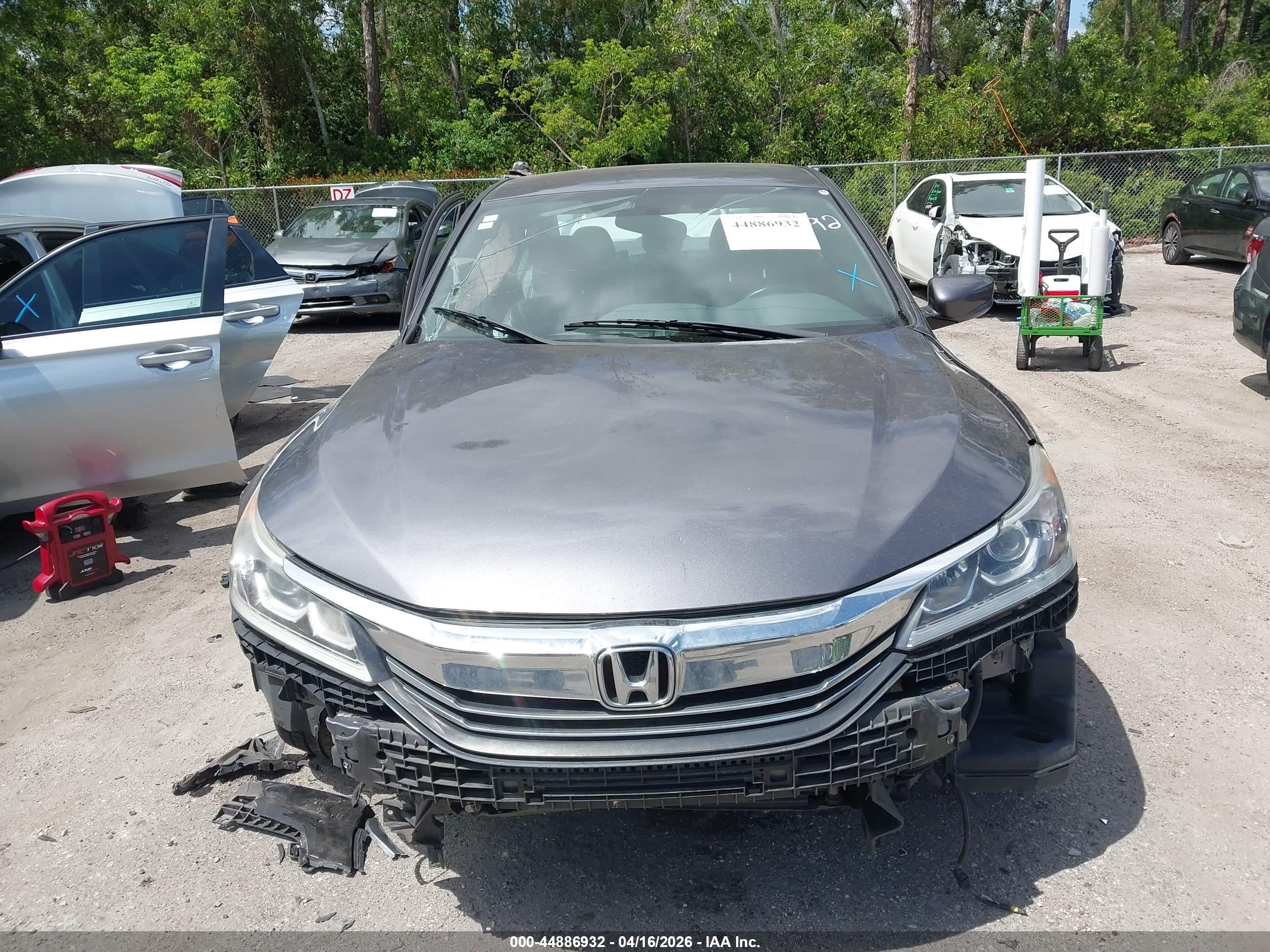 2016 Honda Accord Sport Gray vin: 1HGCR2F58GA093292