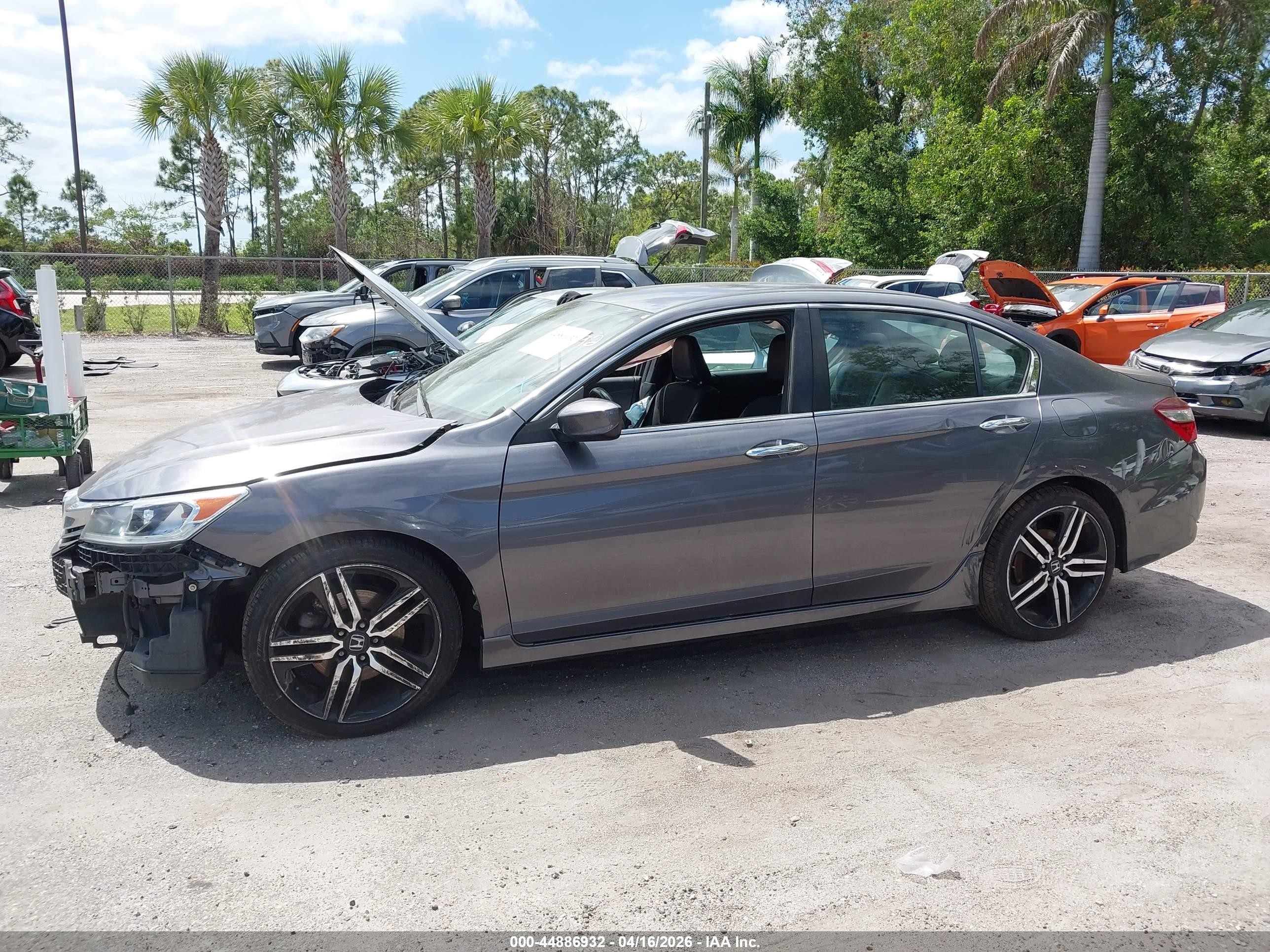 2016 Honda Accord Sport Gray vin: 1HGCR2F58GA093292