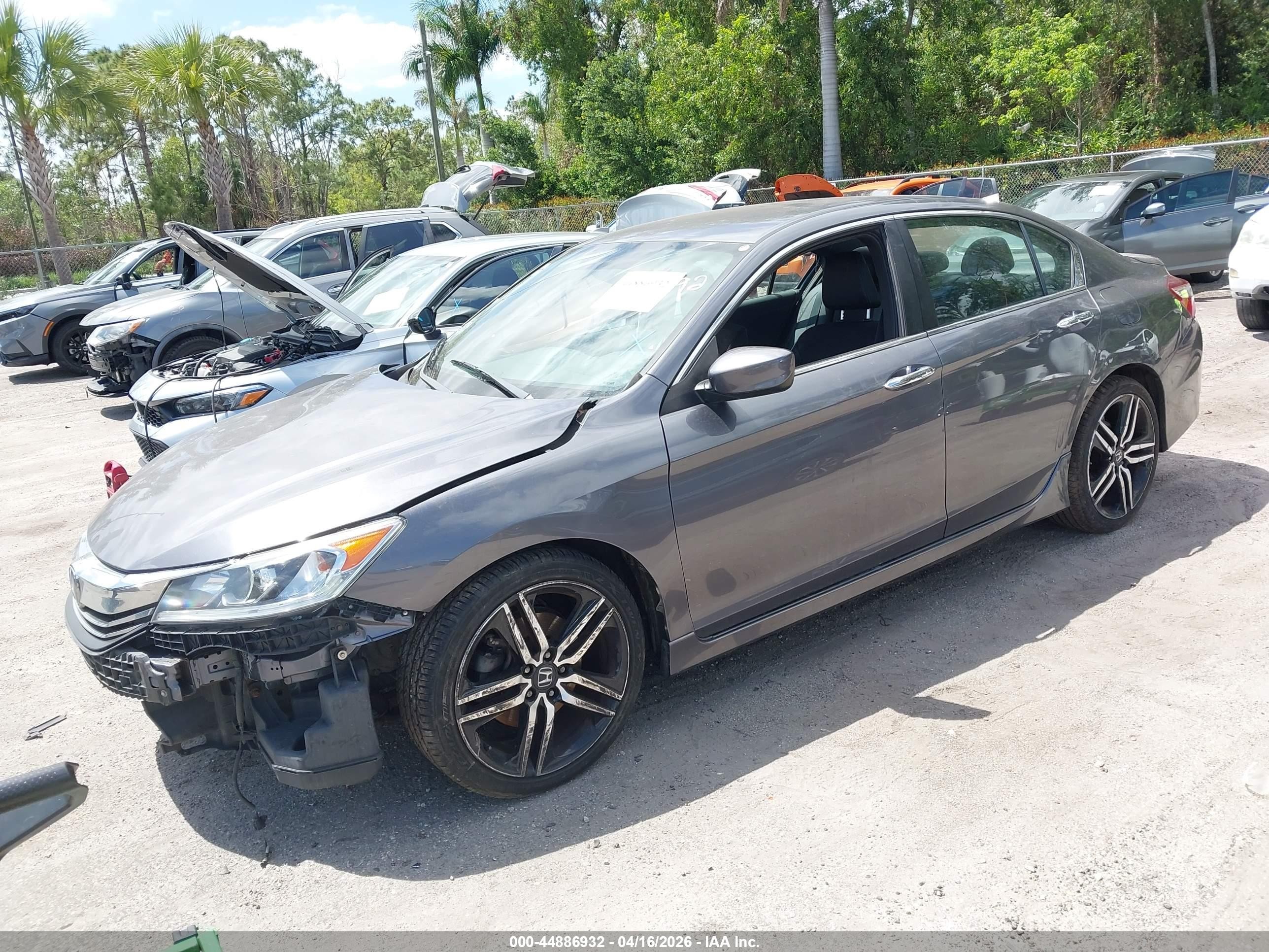 2016 Honda Accord Sport Gray vin: 1HGCR2F58GA093292