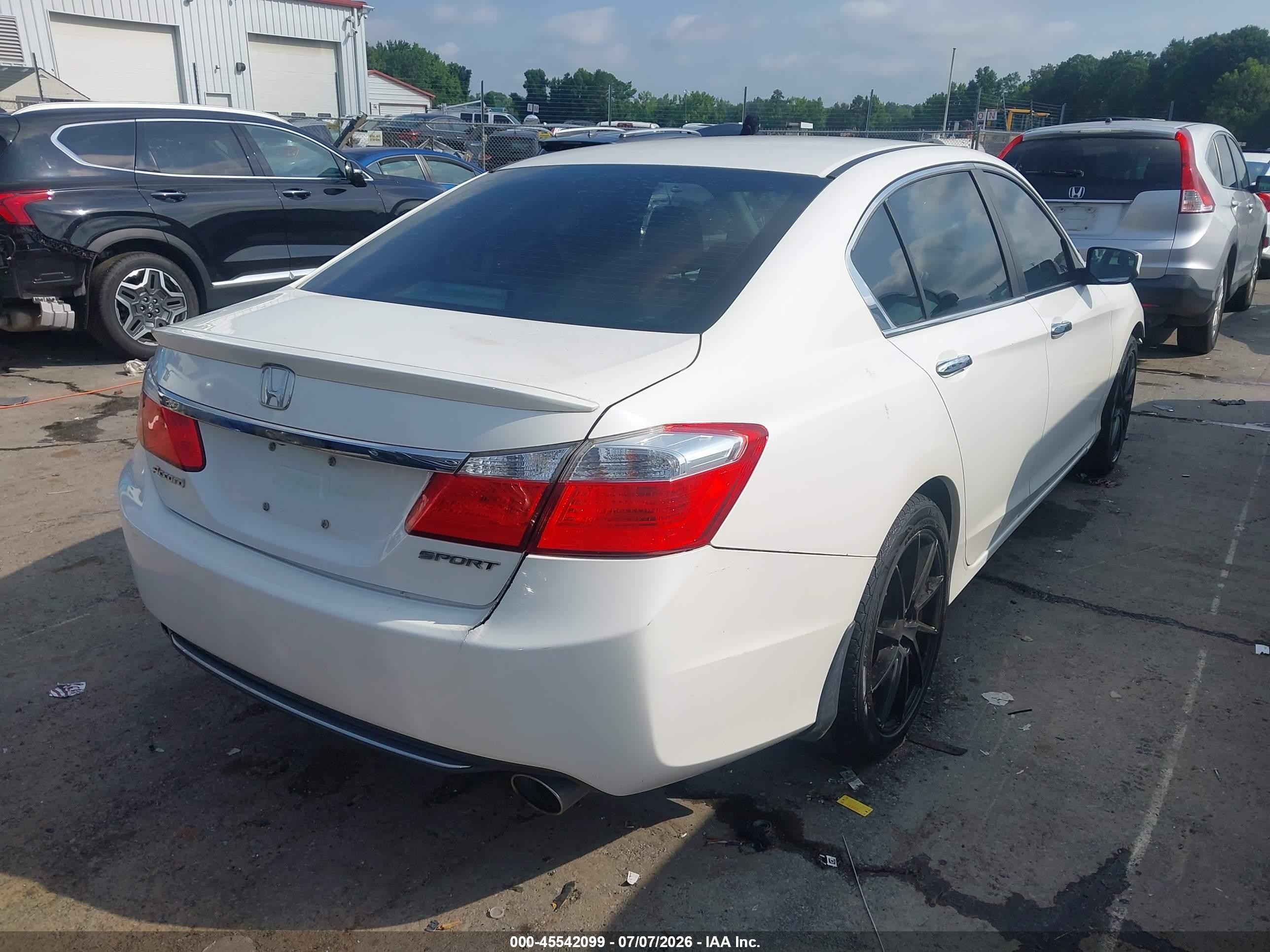 2013 Honda Accord Sport White vin: 1HGCR2F59DA045098
