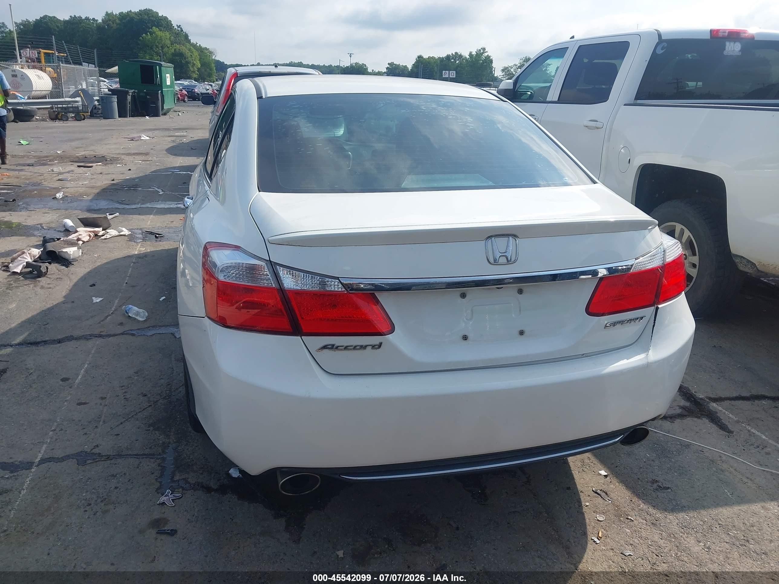 2013 Honda Accord Sport White vin: 1HGCR2F59DA045098