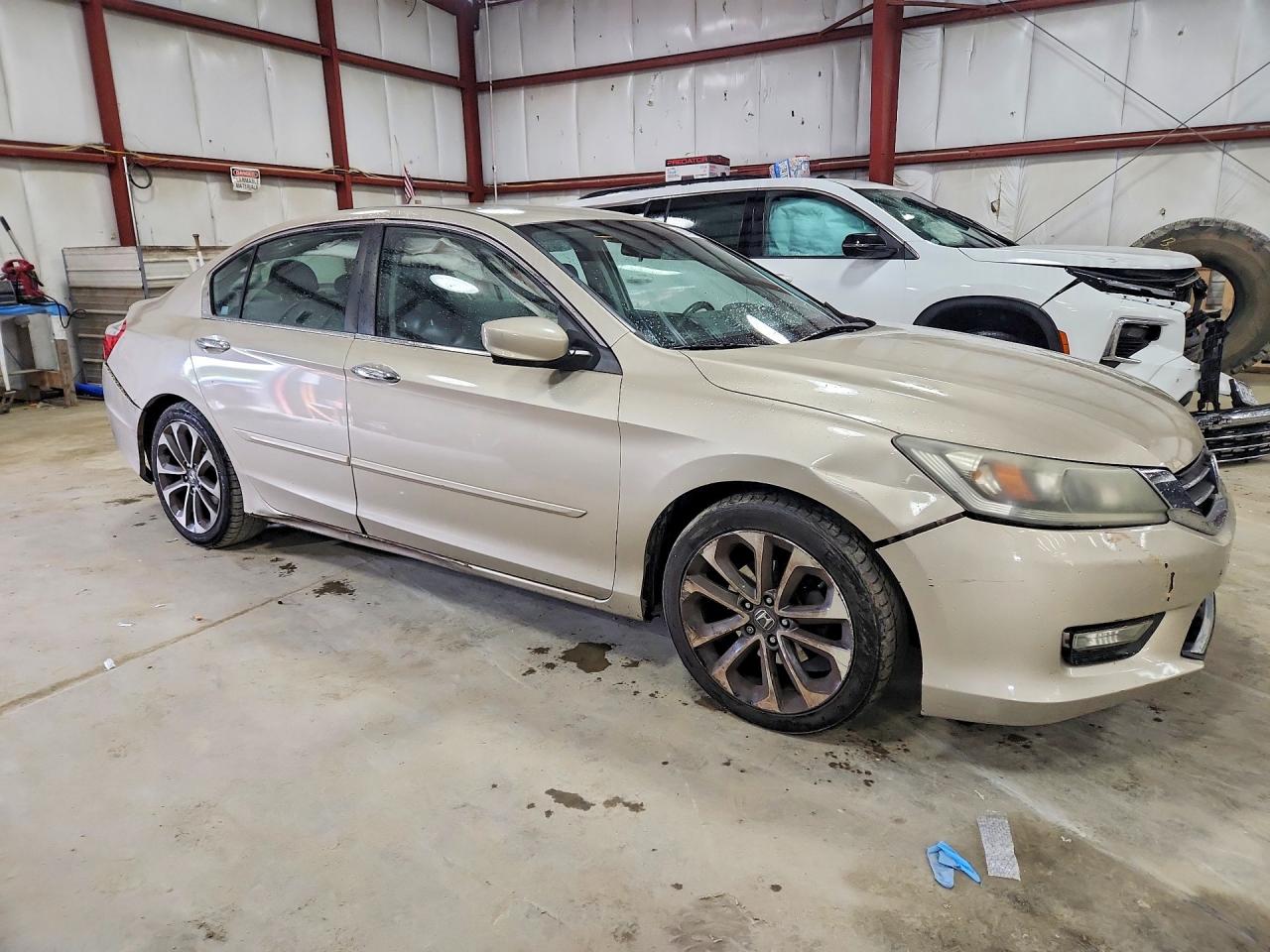2013 Honda Accord Sport Gold vin: 1HGCR2F59DA112881