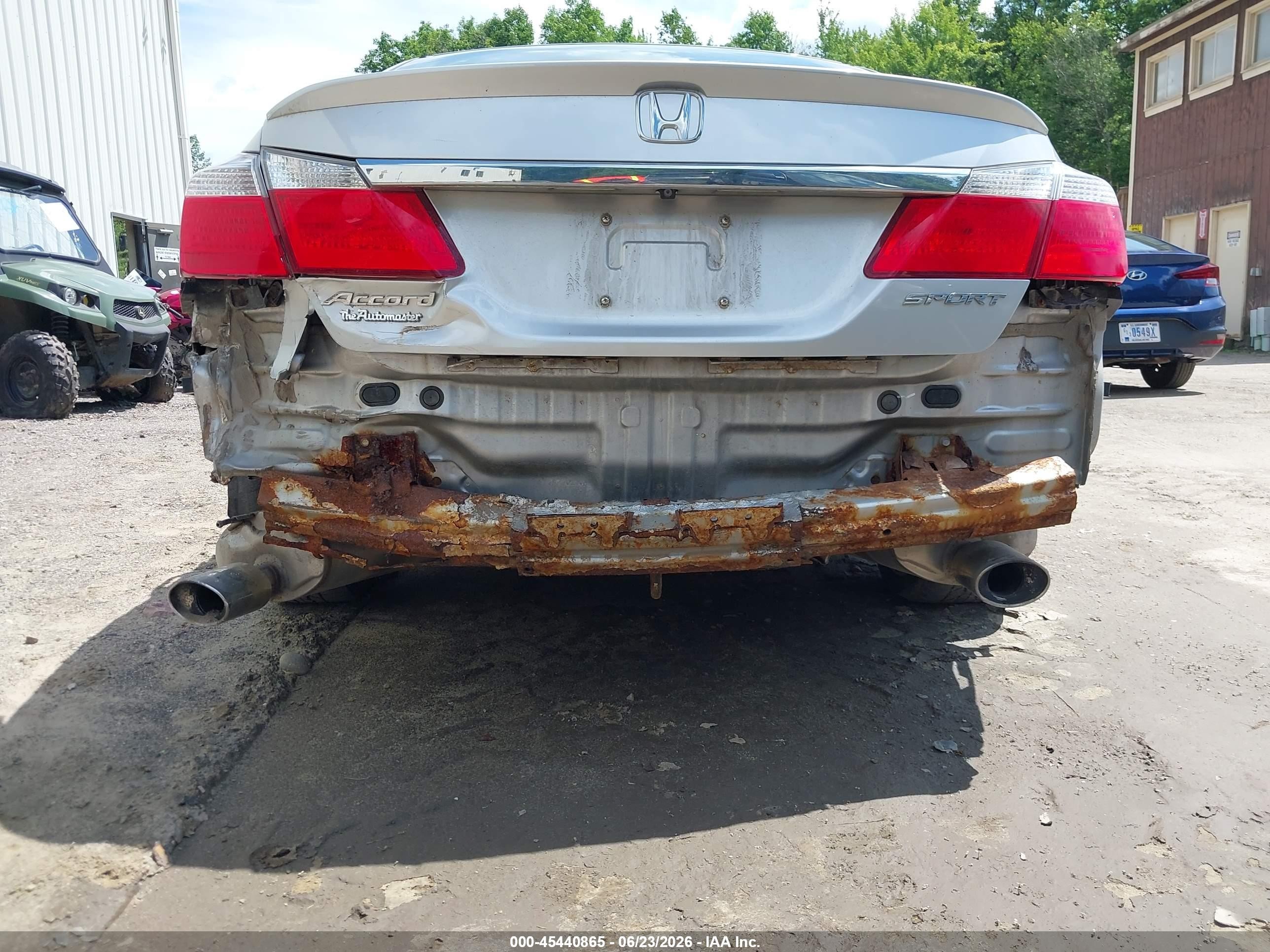 2014 Honda Accord Sport Silver vin: 1HGCR2F59EA009090