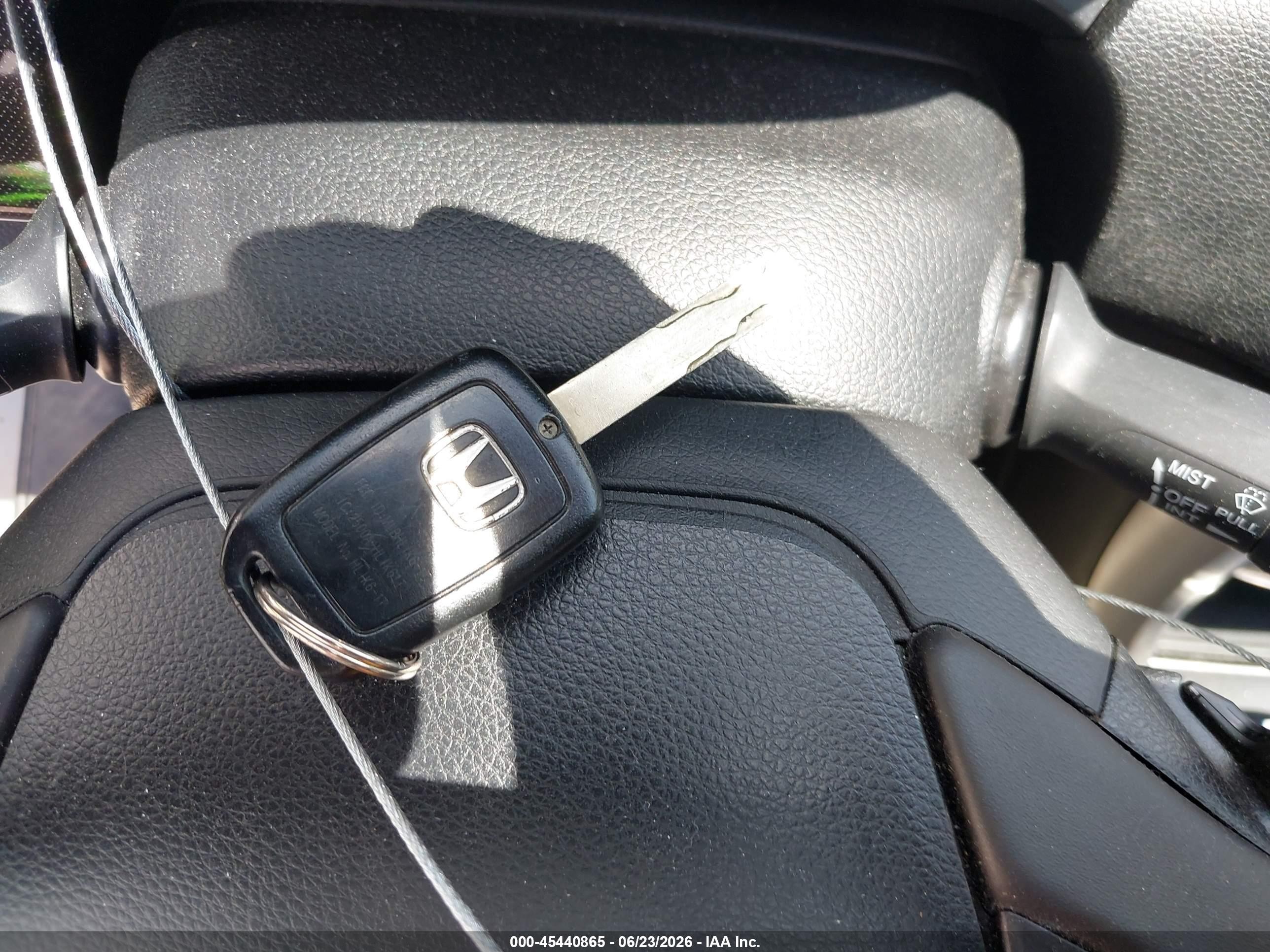 2014 Honda Accord Sport Silver vin: 1HGCR2F59EA009090