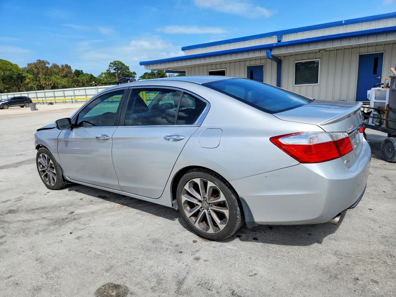 2015 Honda Accord Sport Silver vin: 1HGCR2F59FA000357