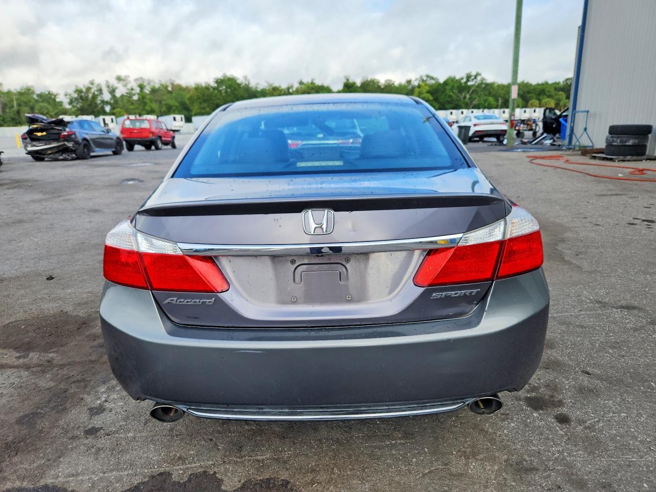 2015 Honda Accord Sport Gray vin: 1HGCR2F59FA021208