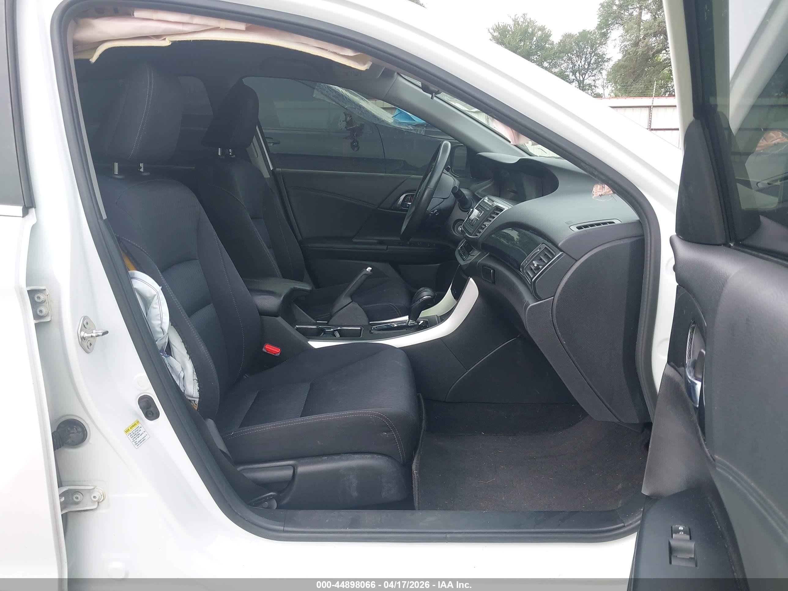 2015 Honda Accord Sport White vin: 1HGCR2F59FA022844