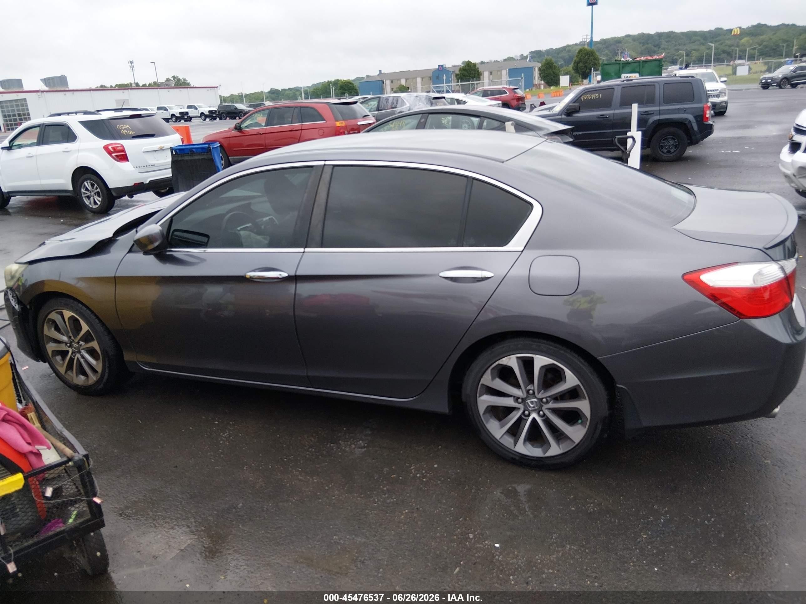 2015 Honda Accord Sport Gray vin: 1HGCR2F59FA065502