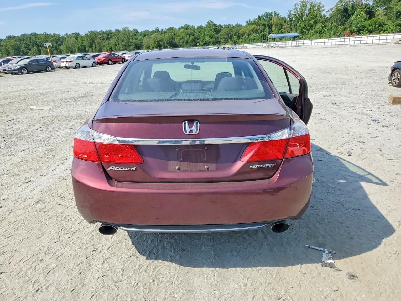 2015 Honda Accord Sport Burgundy vin: 1HGCR2F59FA093431