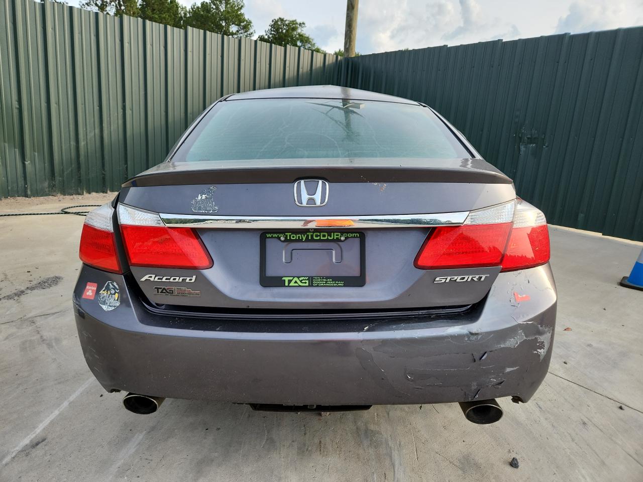 2015 Honda Accord Sport Silver vin: 1HGCR2F59FA140831 Damage: Rear Bumper Reinforcement, Broken, Replacement Required