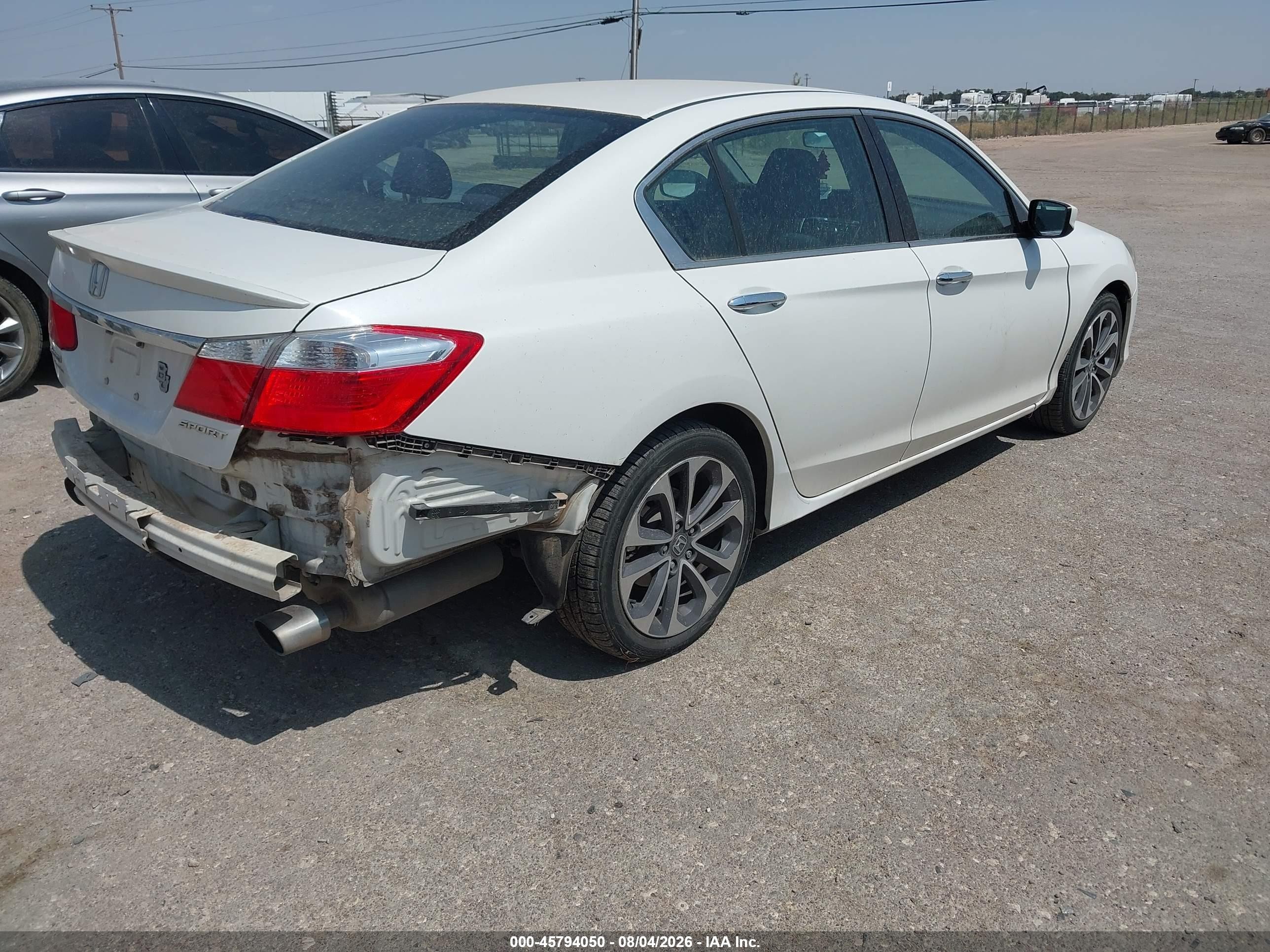 2015 Honda Accord Sport White vin: 1HGCR2F59FA172890