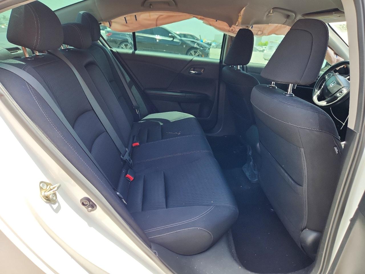 2015 Honda Accord Sport White vin: 1HGCR2F59FA248981