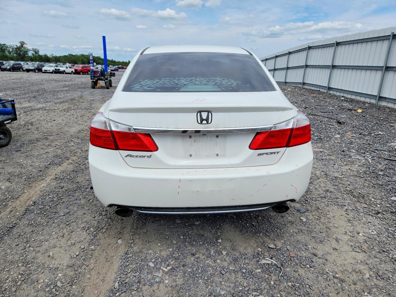 2015 Honda Accord Sport White vin: 1HGCR2F59FA251900