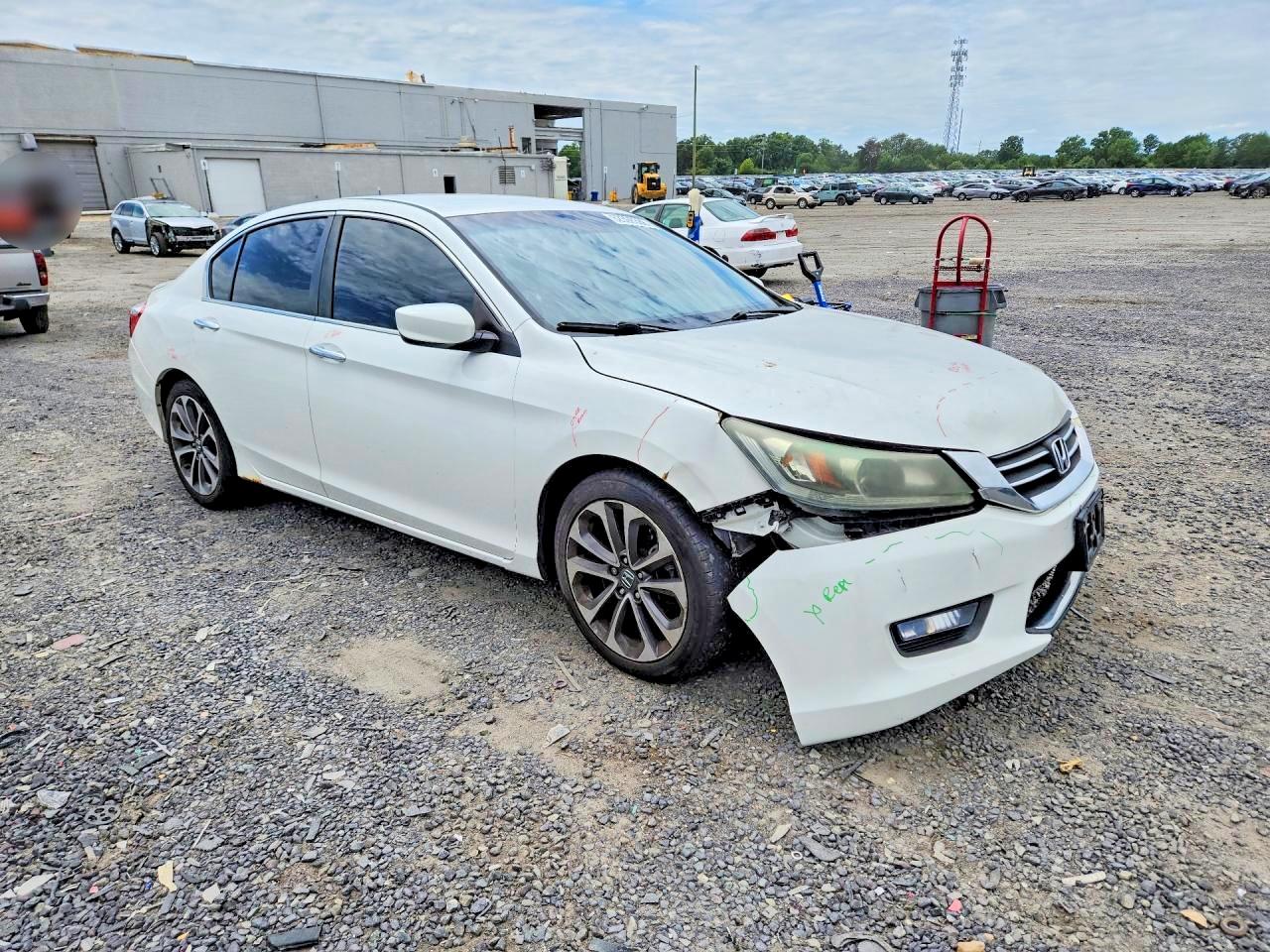2015 Honda Accord Sport White vin: 1HGCR2F59FA251900
