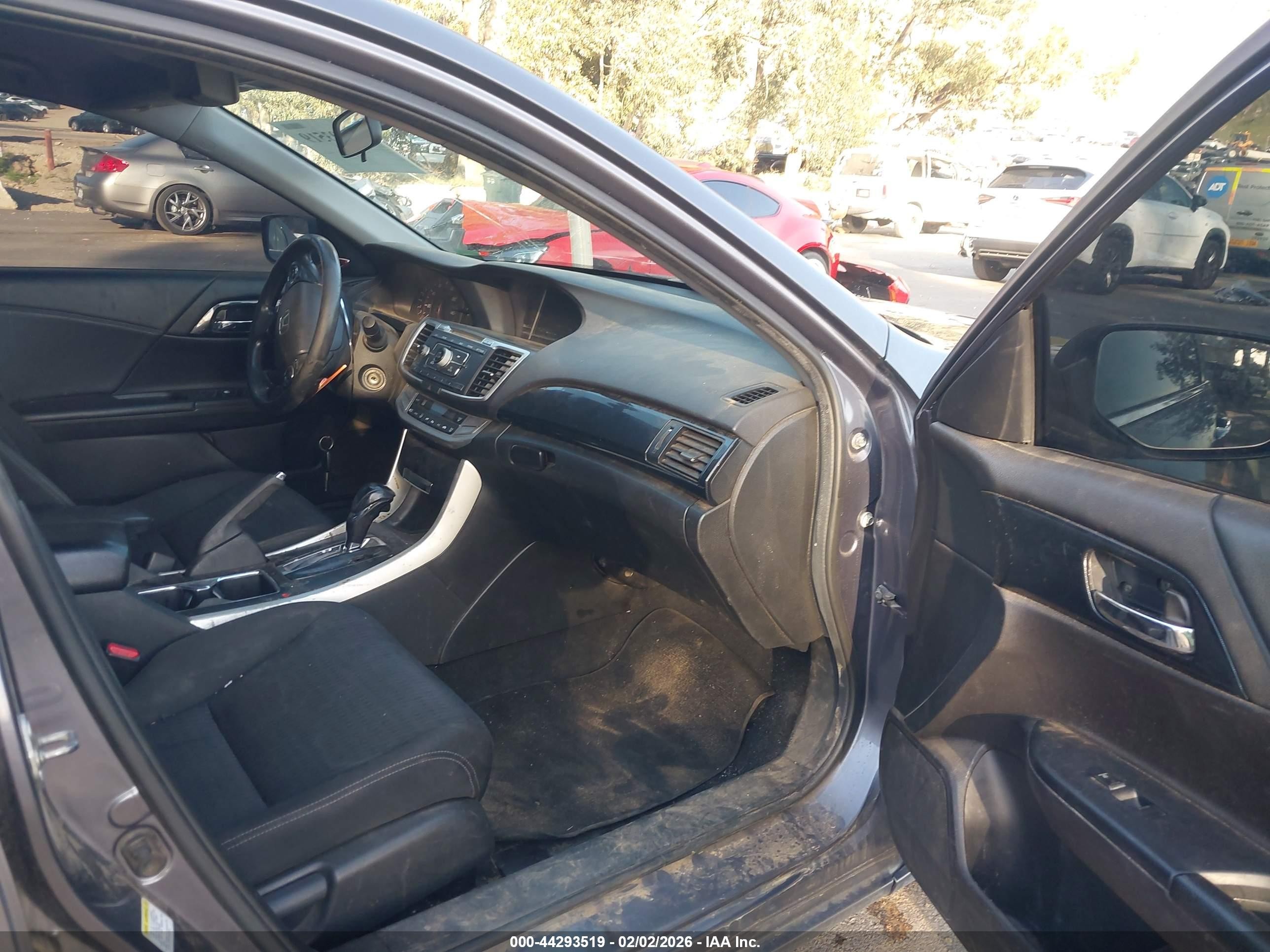 2015 Honda Accord Sport Gray vin: 1HGCR2F59FA267191