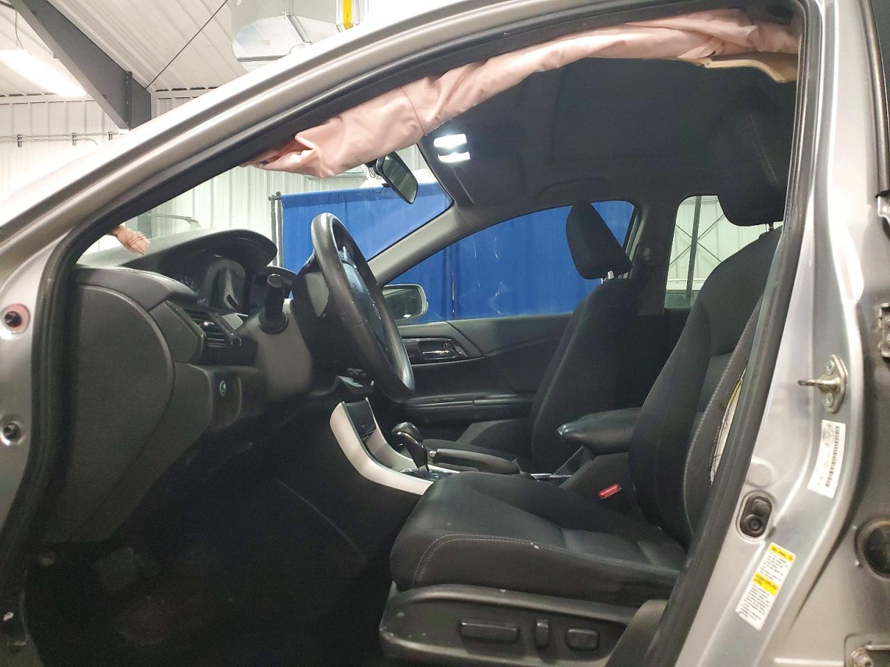 2015 Honda Accord Sport Silver vin: 1HGCR2F59FA808546