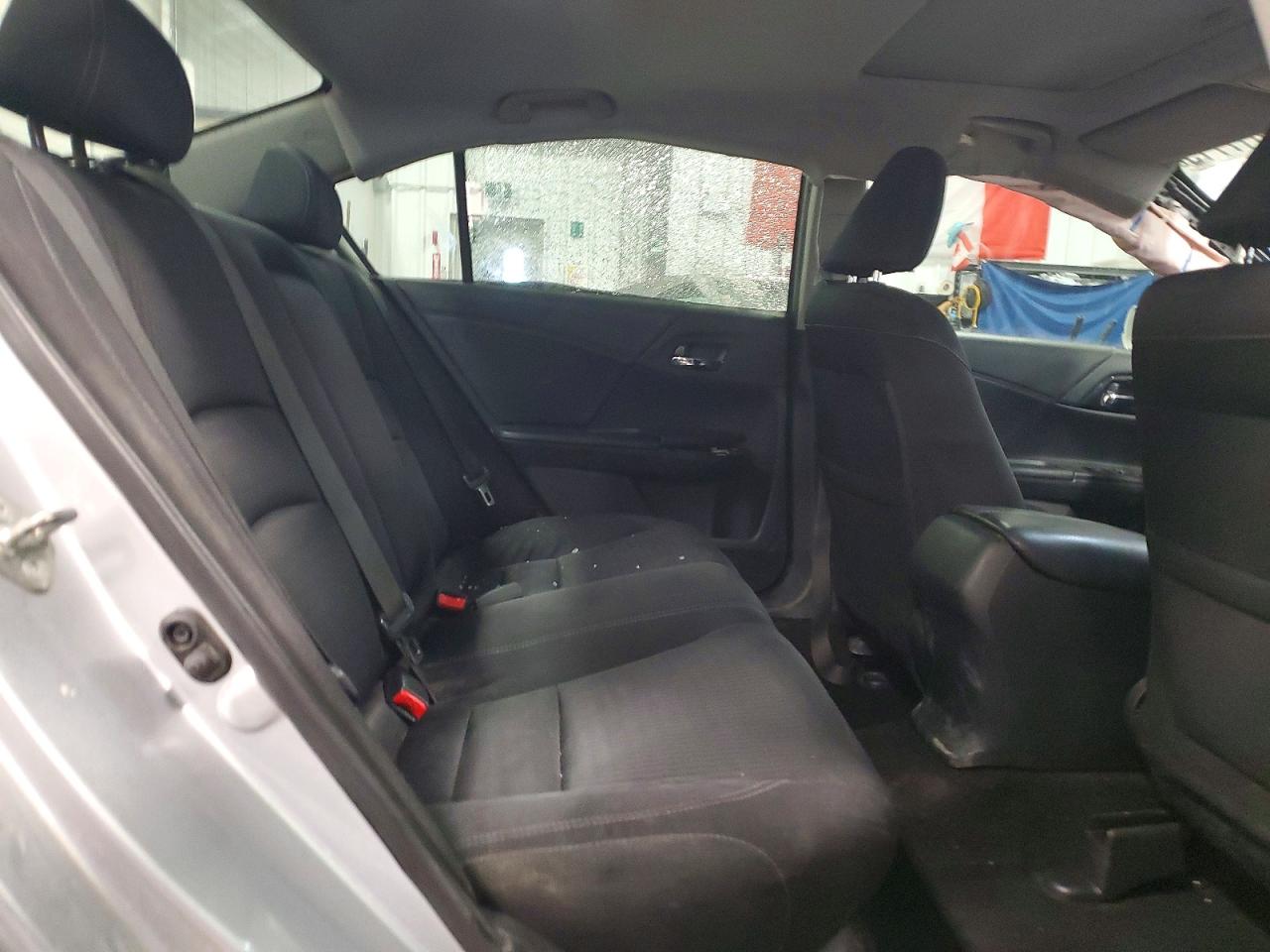 2015 Honda Accord Sport Silver vin: 1HGCR2F59FA808546