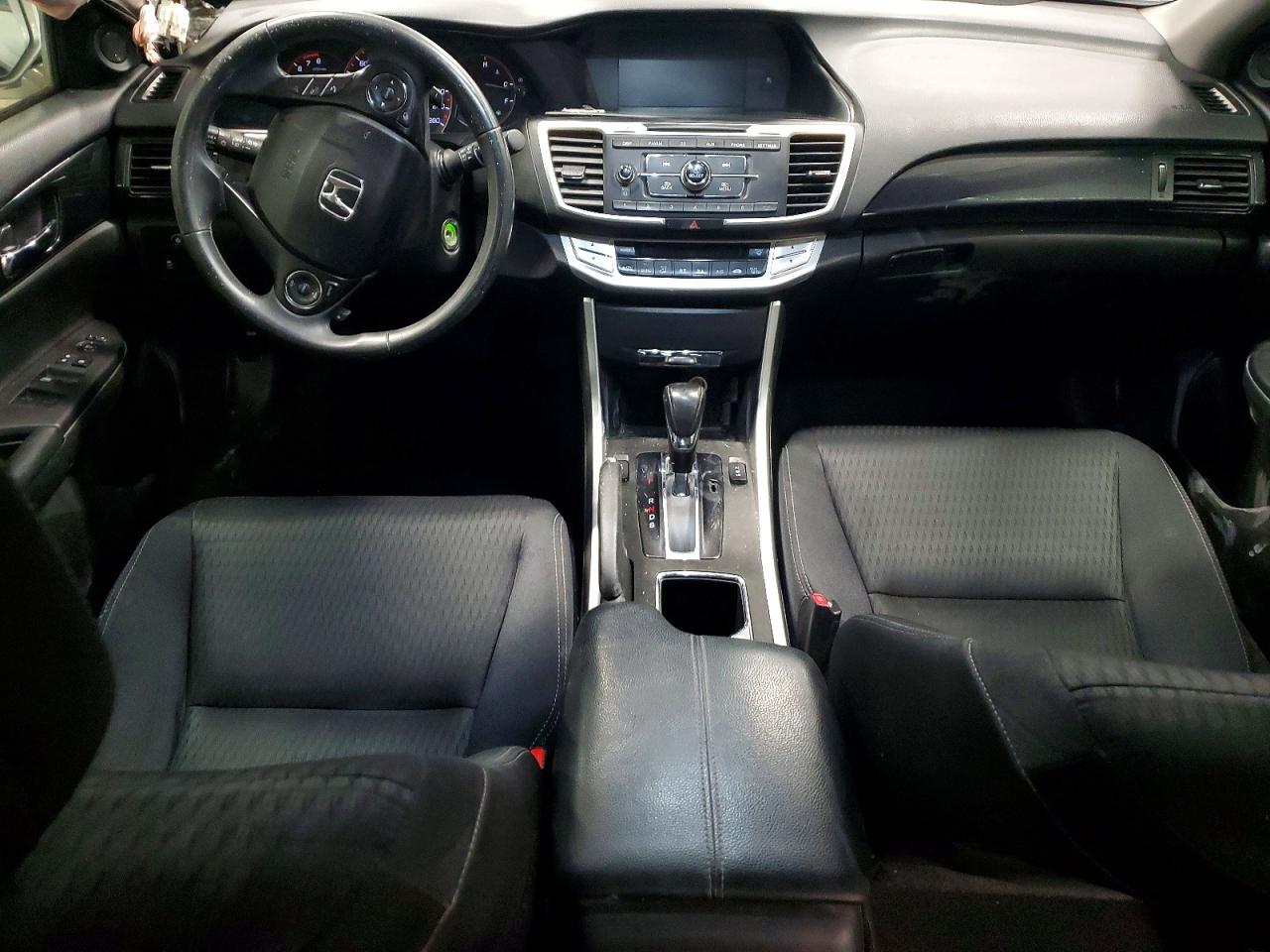 2015 Honda Accord Sport Silver vin: 1HGCR2F59FA808546