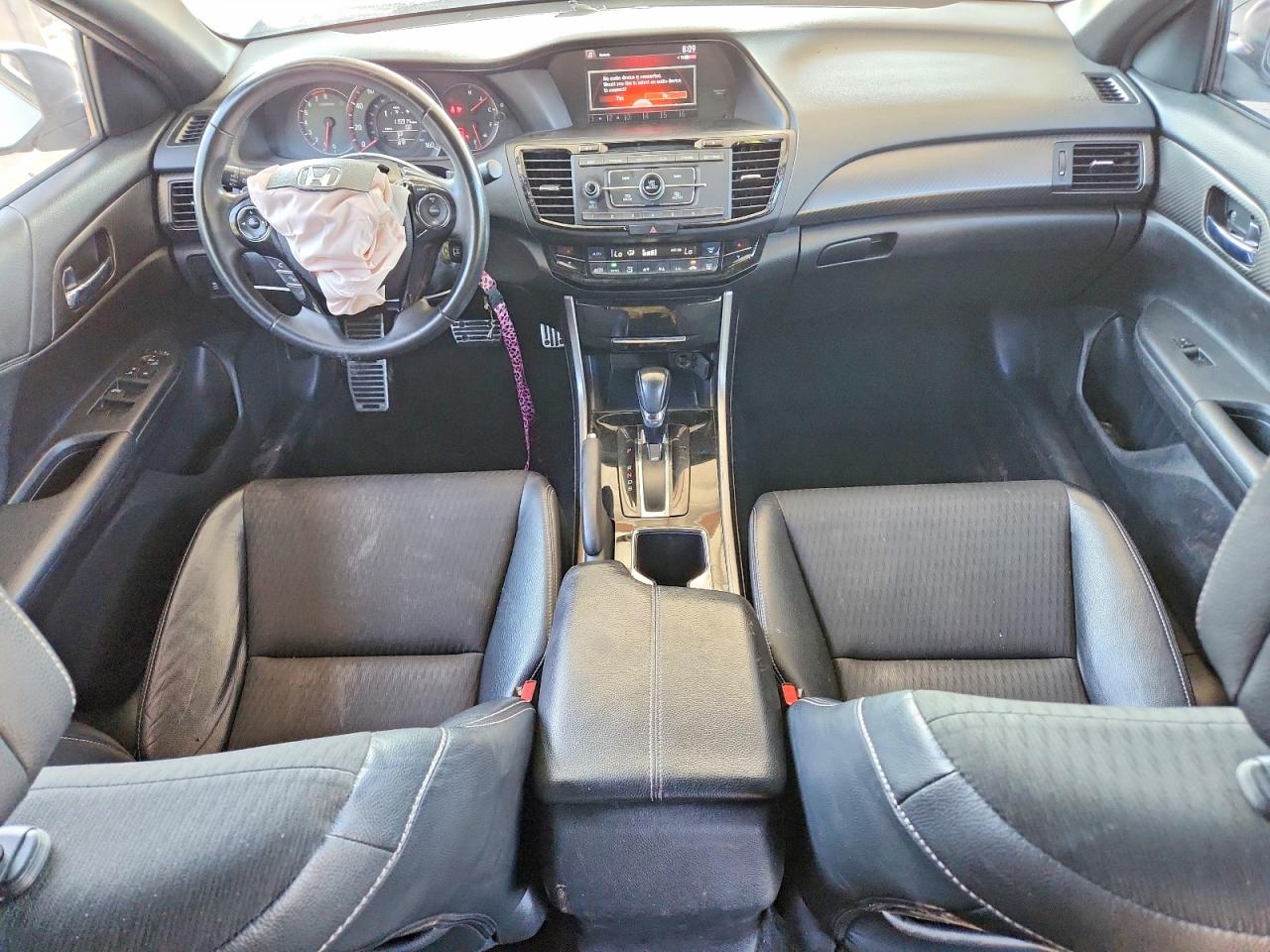 2017 Honda Accord Sport White vin: 1HGCR2F59HA133946