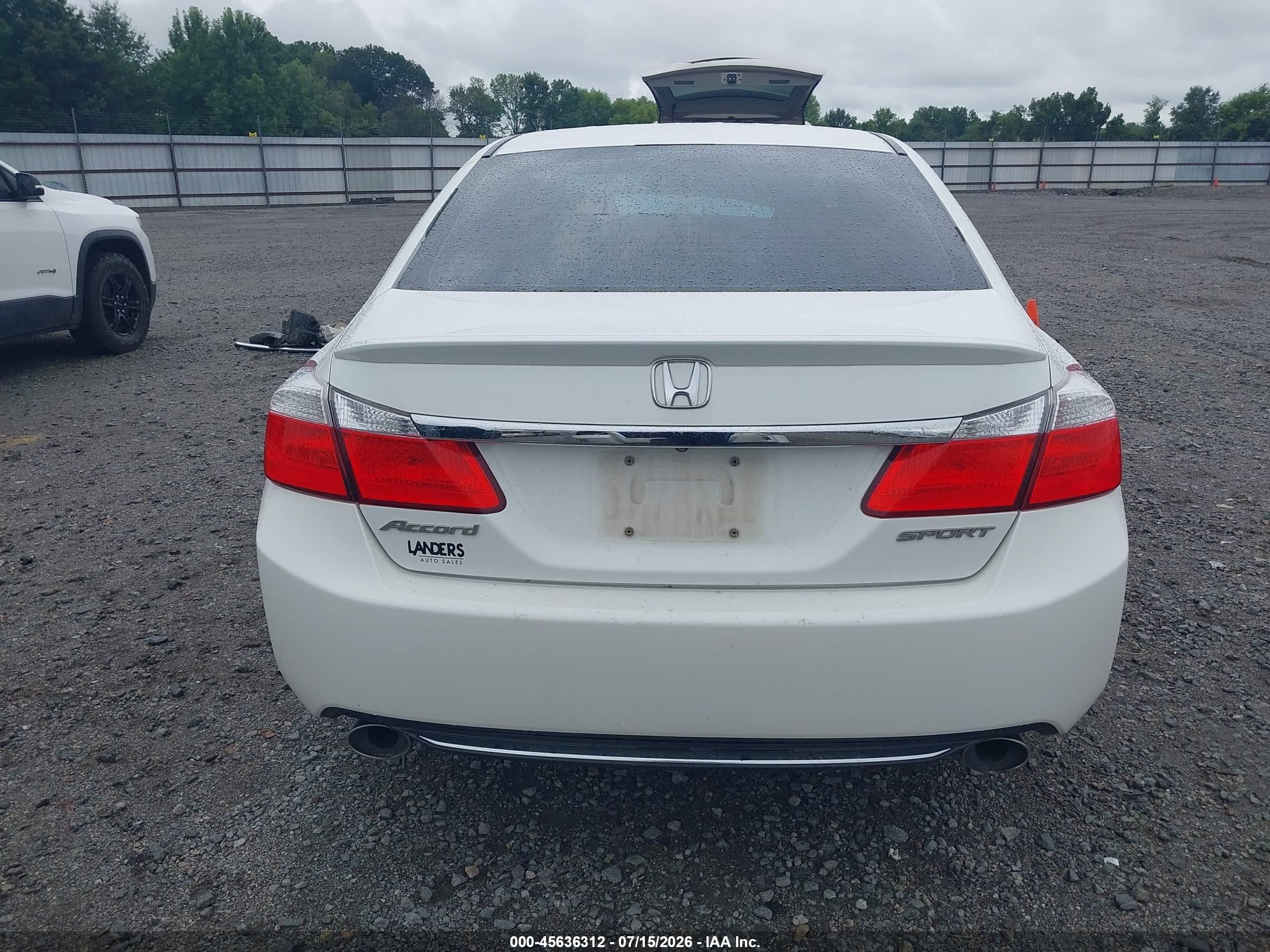 2013 Honda Accord Sport White vin: 1HGCR2F5XDA045112