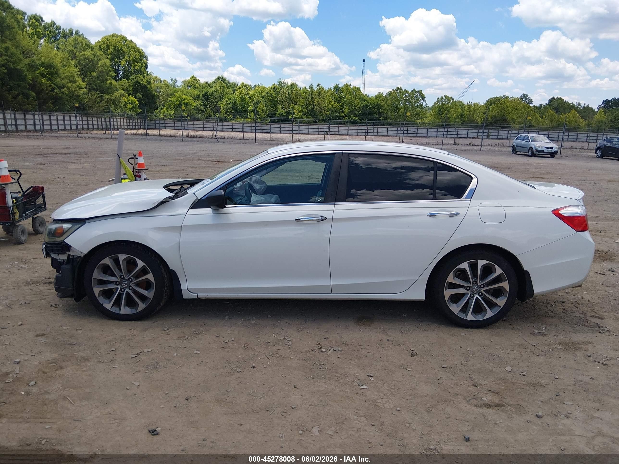 2013 Honda Accord Sport White vin: 1HGCR2F5XDA094309