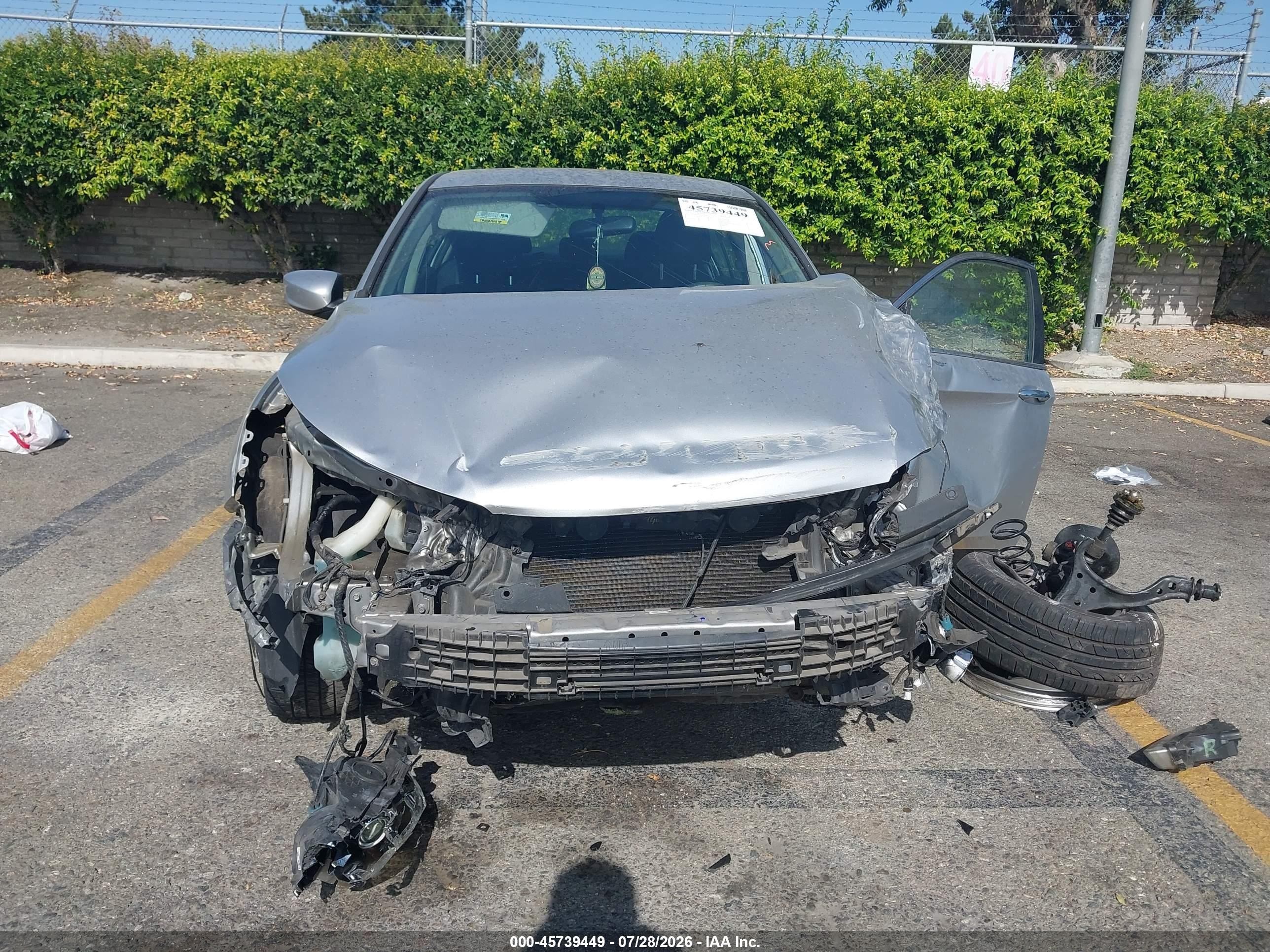 2013 Honda Accord Sport Silver vin: 1HGCR2F5XDA218398