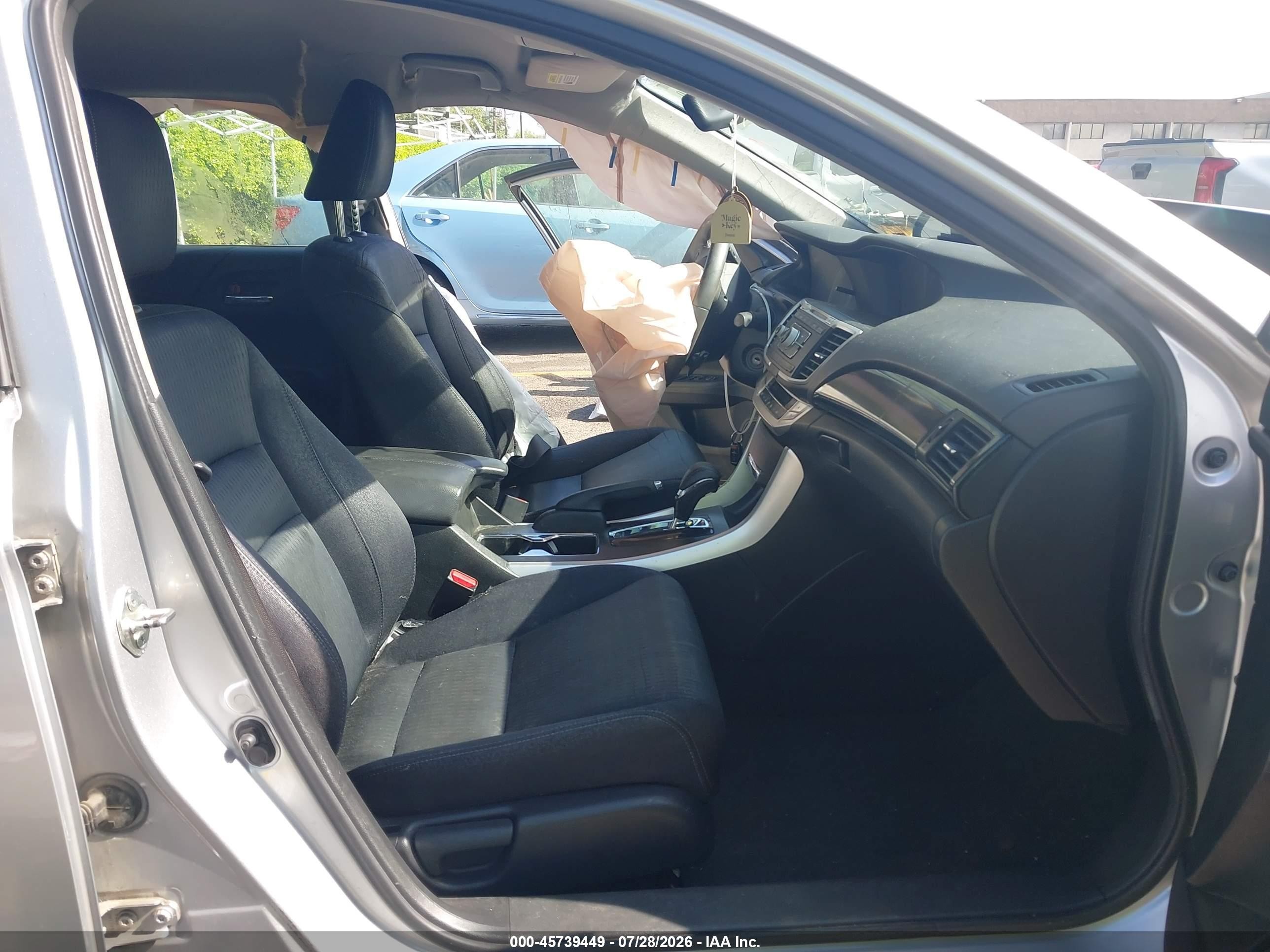 2013 Honda Accord Sport Silver vin: 1HGCR2F5XDA218398