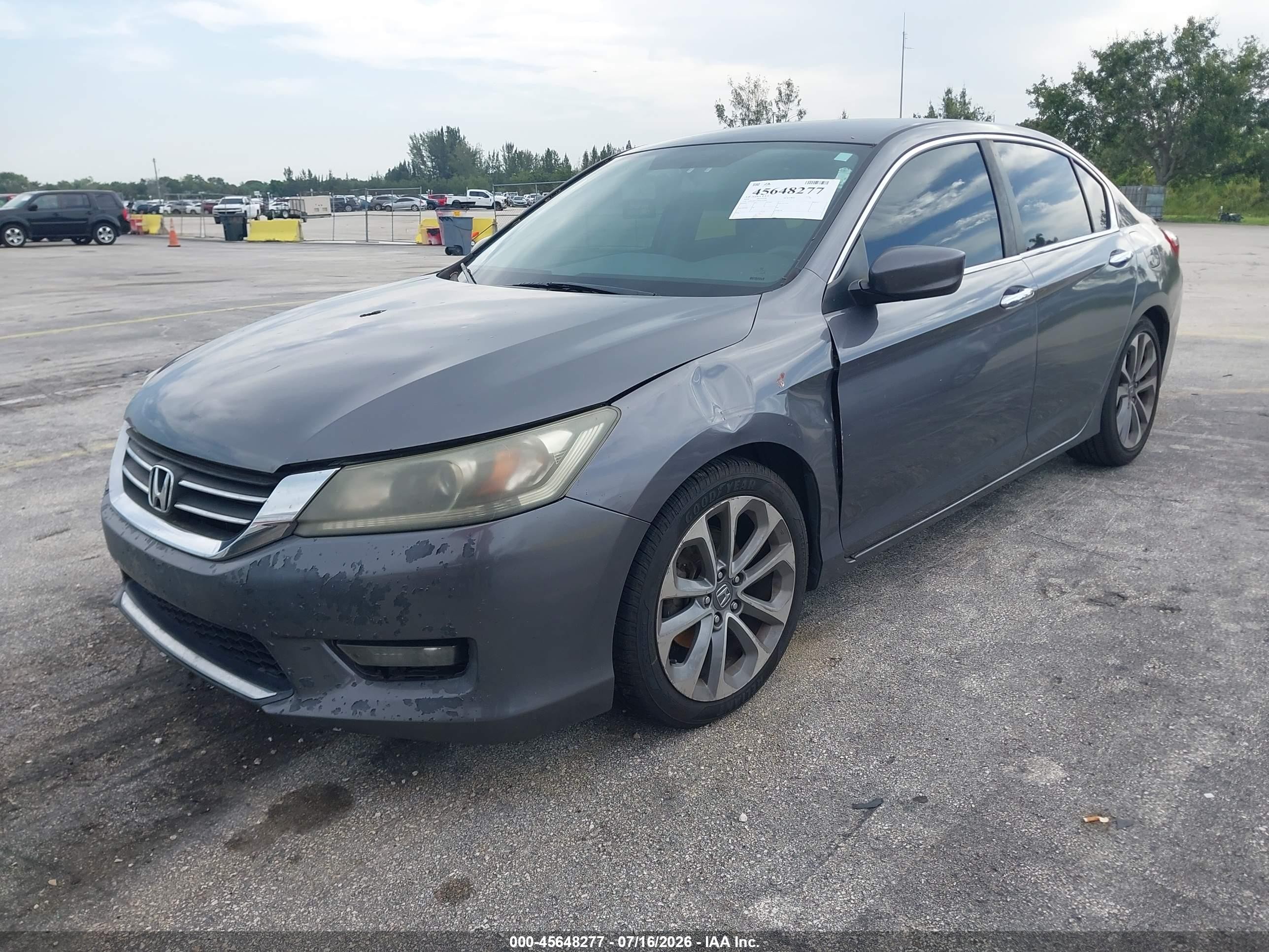 2014 Honda Accord Sport Gray vin: 1HGCR2F5XEA105407