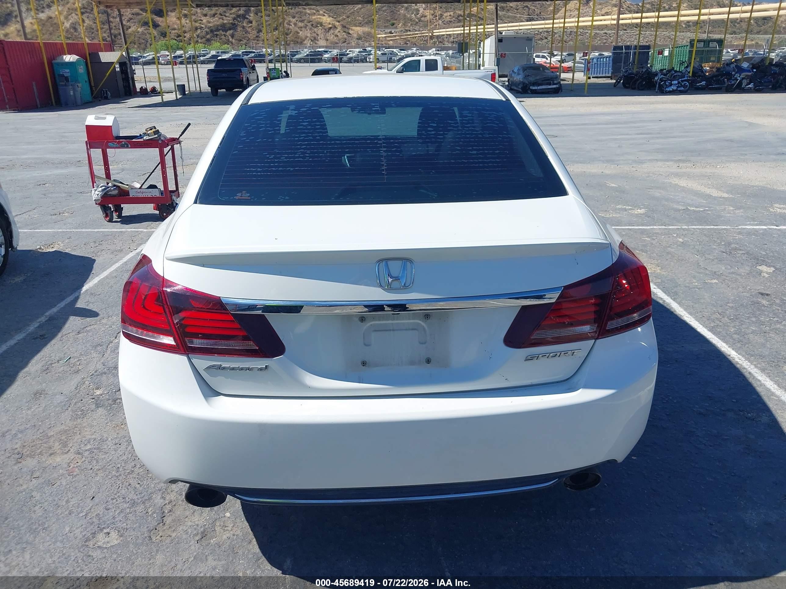 2014 Honda Accord Sport White vin: 1HGCR2F5XEA234375