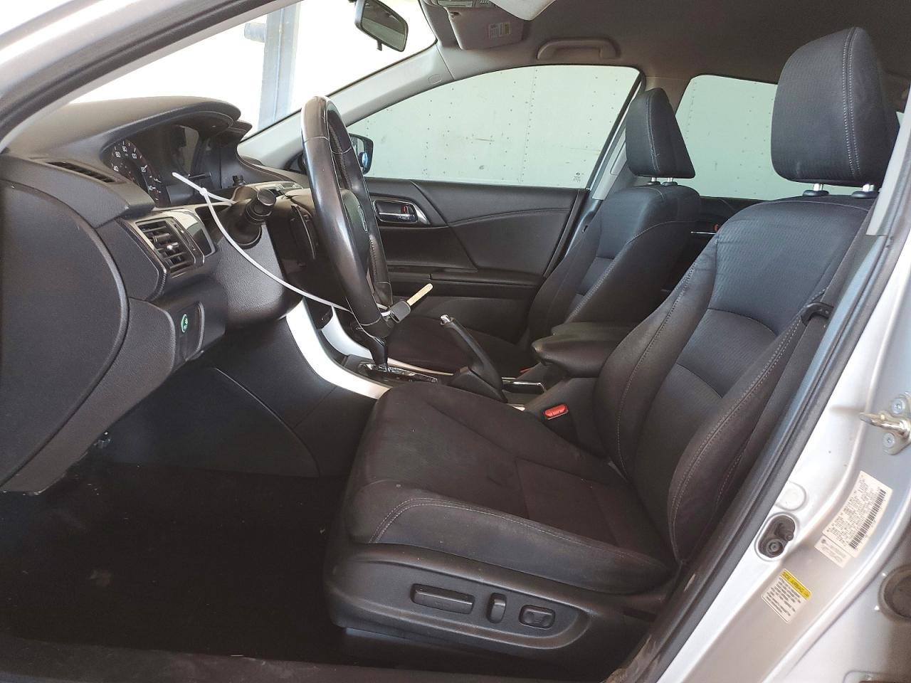 2015 Honda Accord Sport Silver vin: 1HGCR2F5XFA021931
