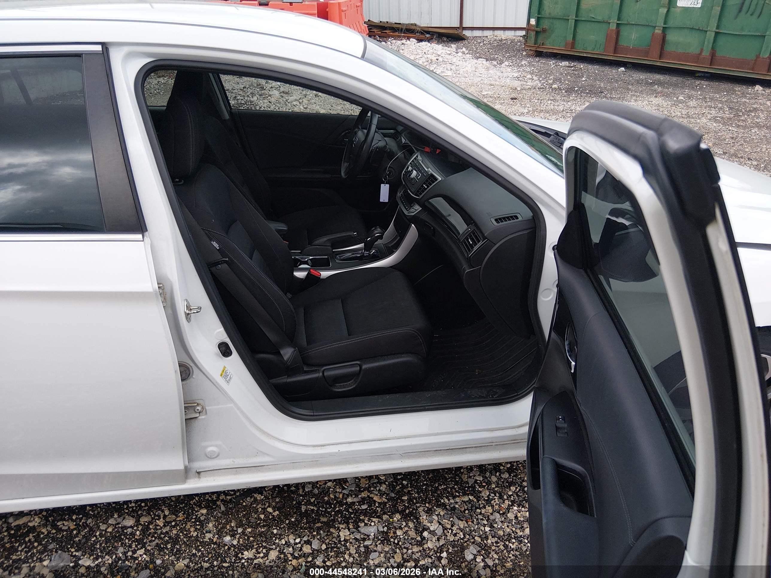 2015 Honda Accord Sport White vin: 1HGCR2F5XFA042715