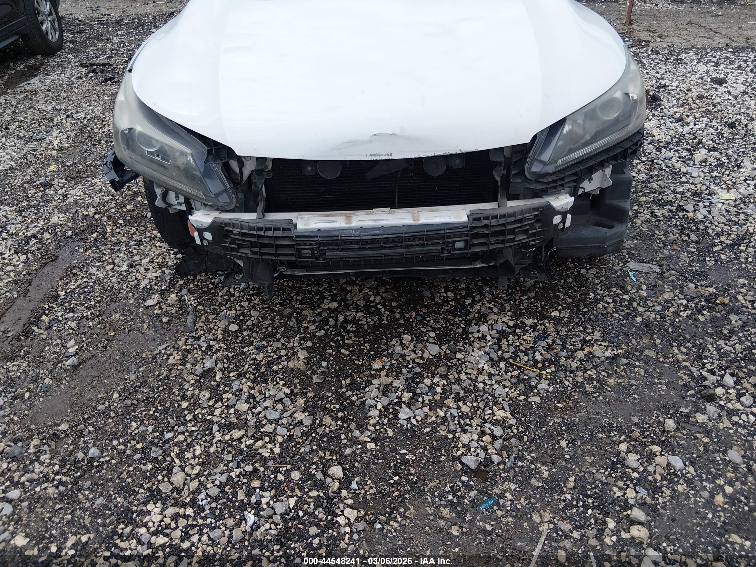 2015 Honda Accord Sport White vin: 1HGCR2F5XFA042715