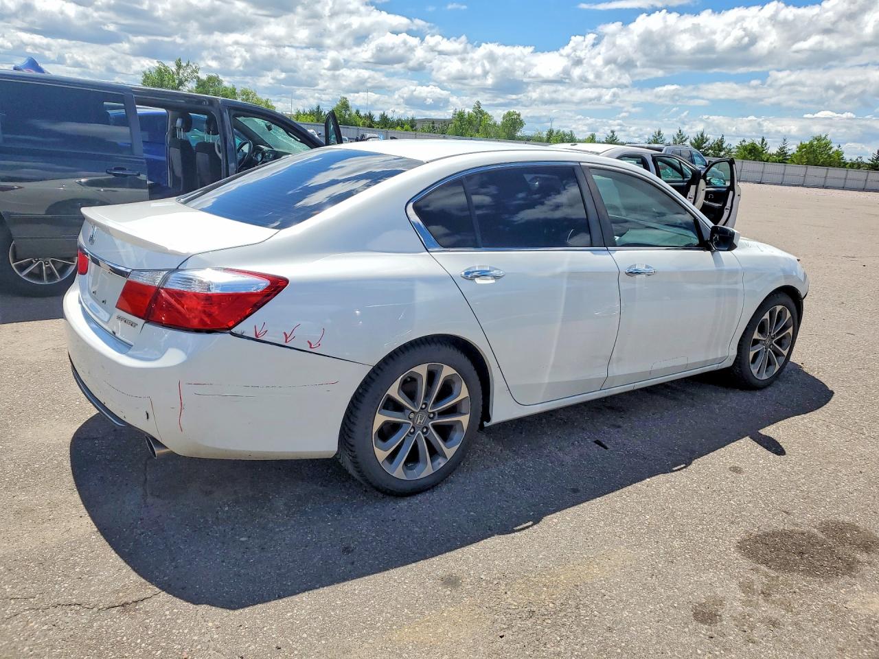 2015 Honda Accord Sport White vin: 1HGCR2F5XFA137680