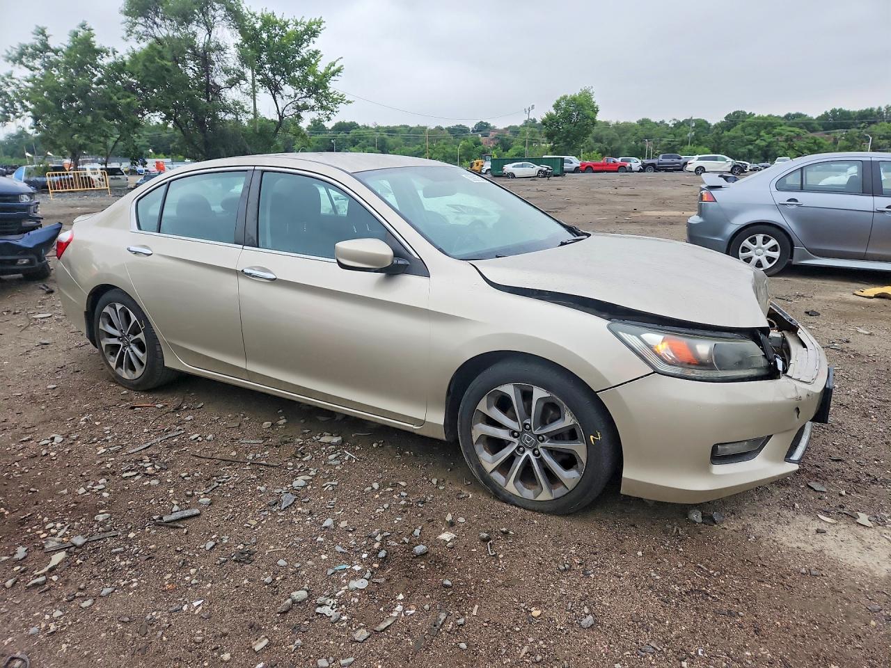 2015 Honda Accord Sport Желто-коричневый vin: 1HGCR2F5XFA180772