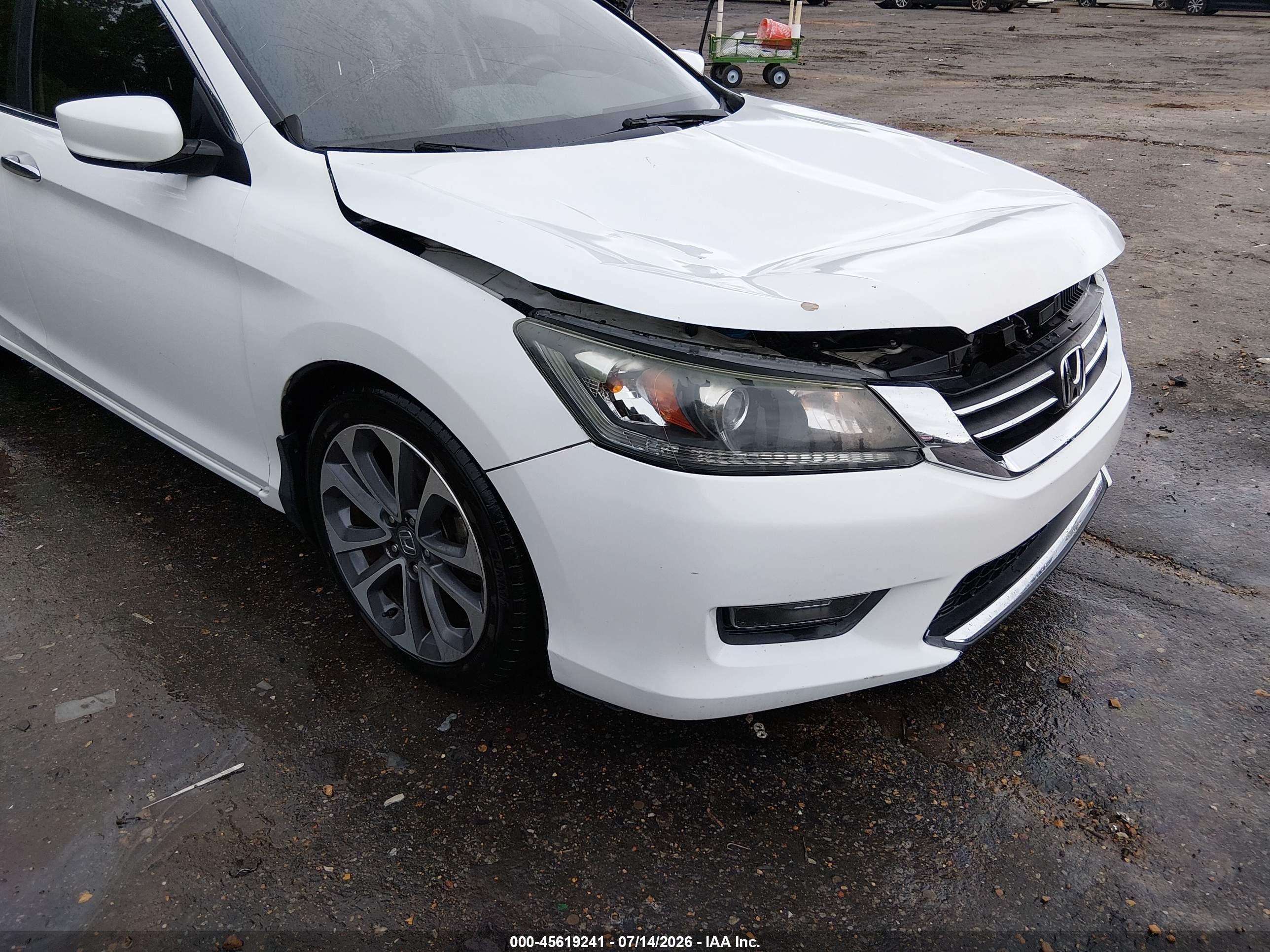 2015 Honda Accord Sport White vin: 1HGCR2F5XFA193599