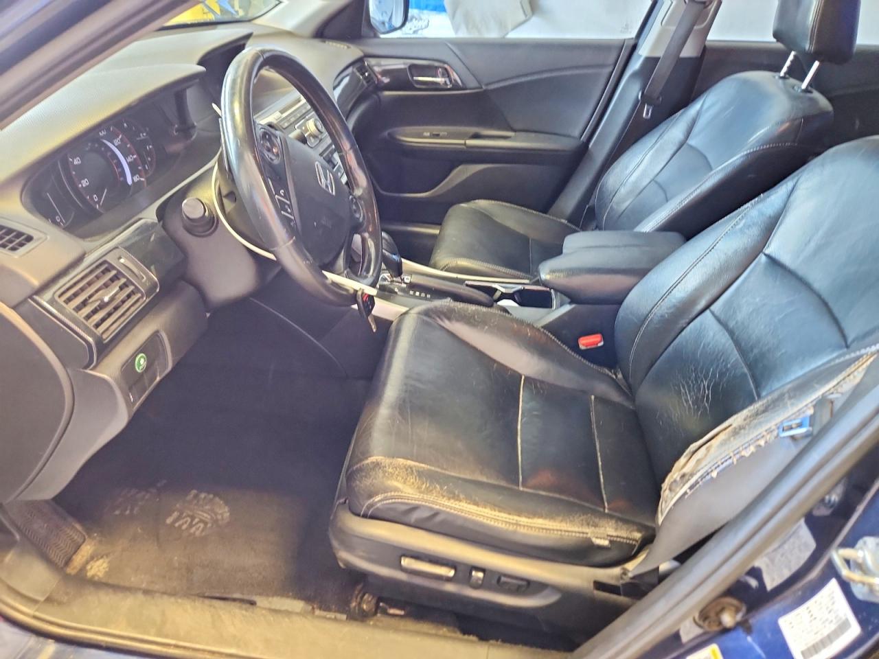2015 Honda Accord Sport Blue vin: 1HGCR2F5XFA217898