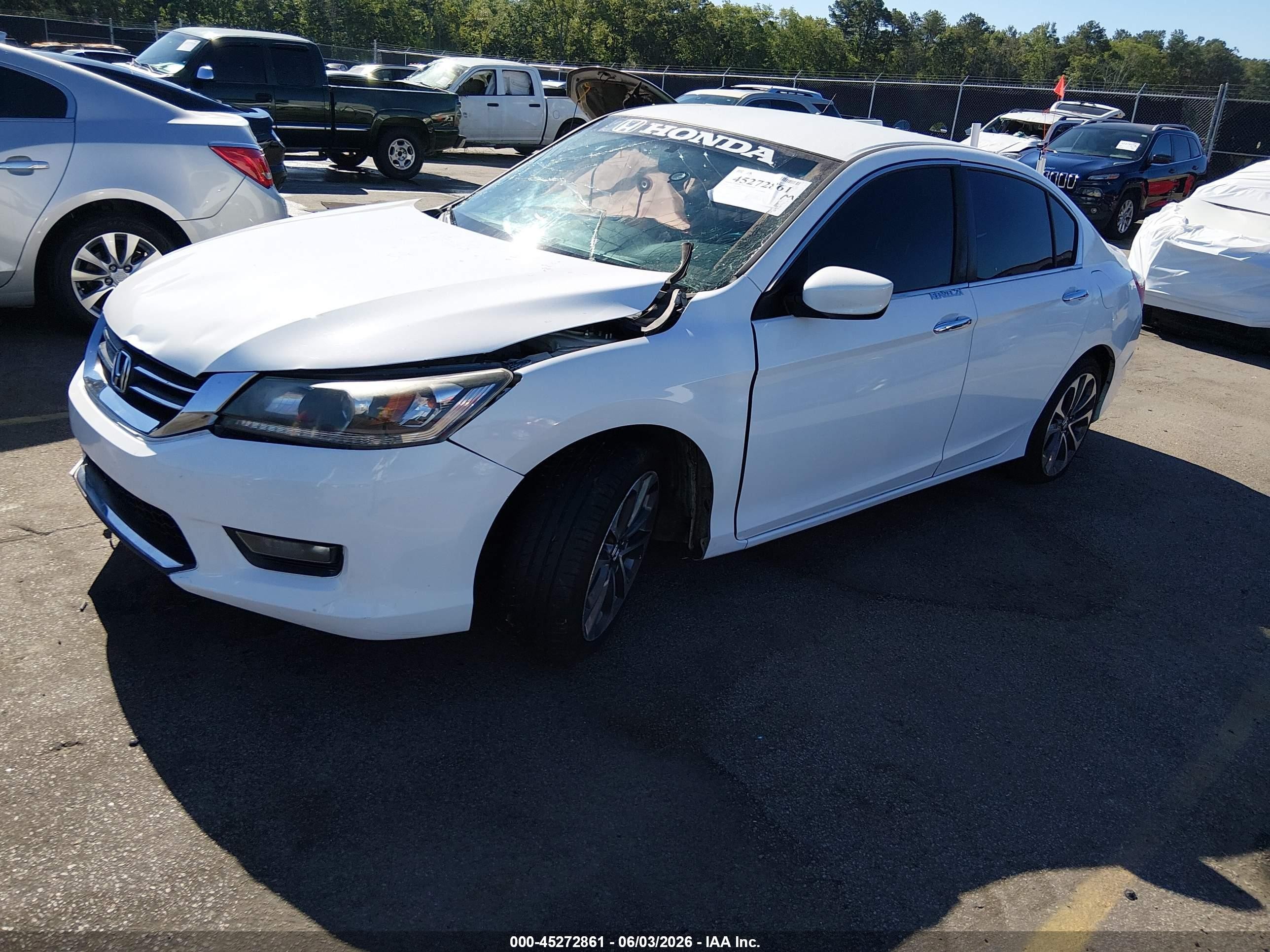 2015 Honda Accord Sport White vin: 1HGCR2F5XFA263568