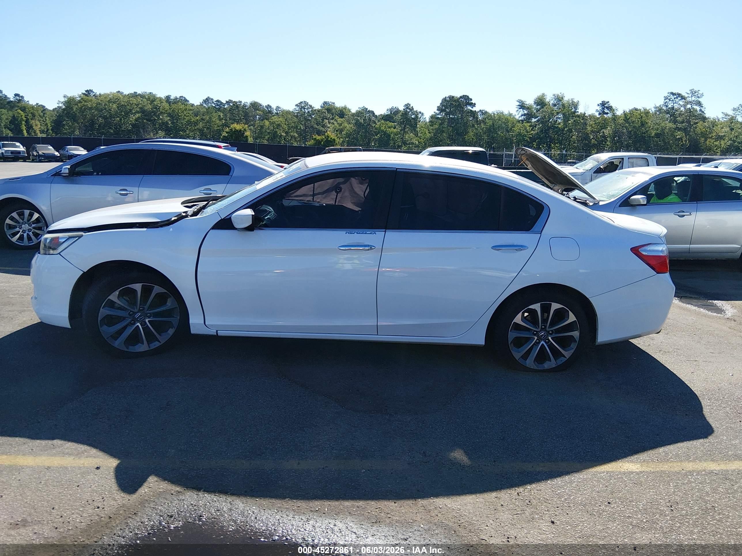 2015 Honda Accord Sport White vin: 1HGCR2F5XFA263568