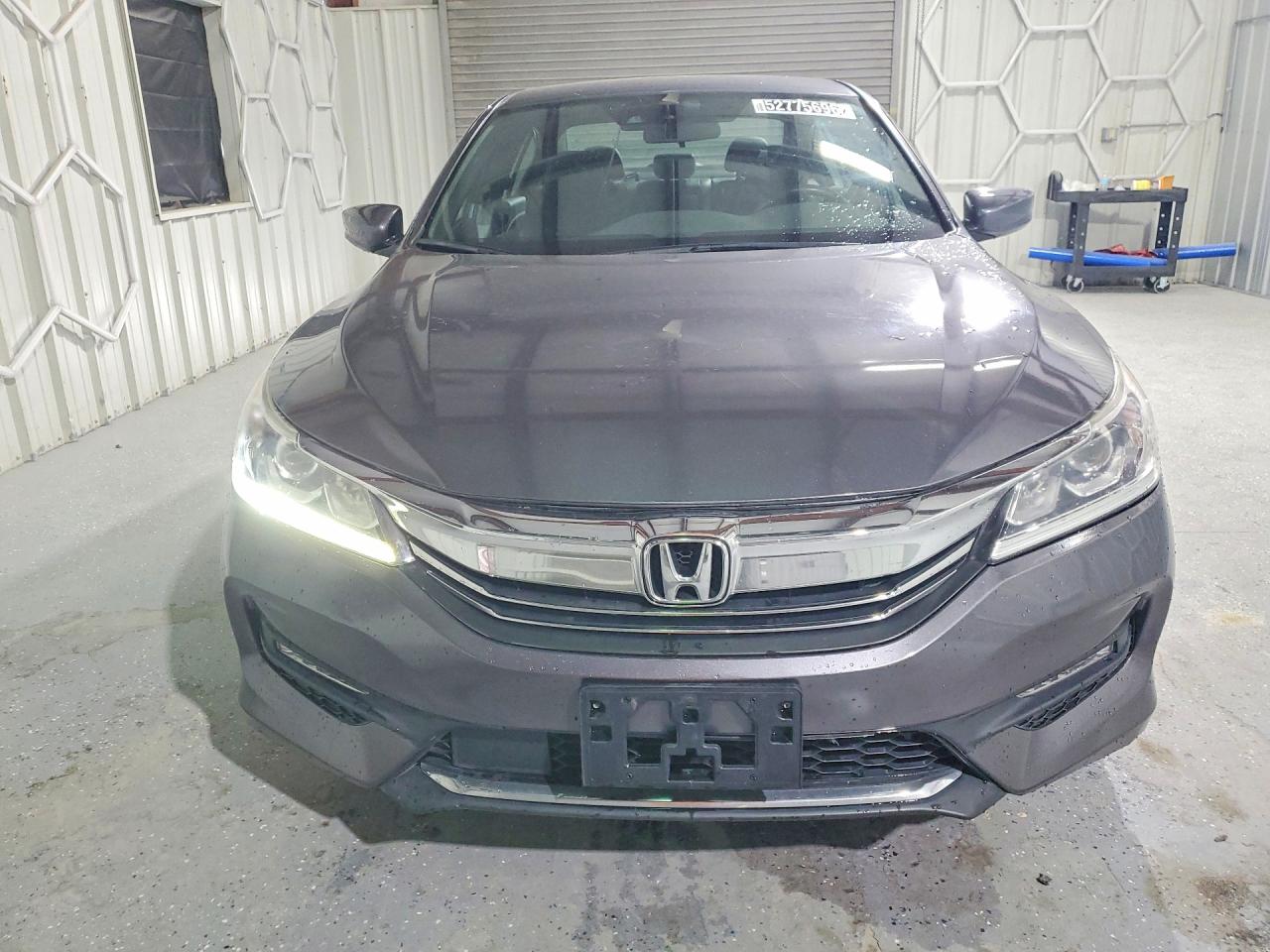 2017 Honda Accord Sport Gray vin: 1HGCR2F60HA110127